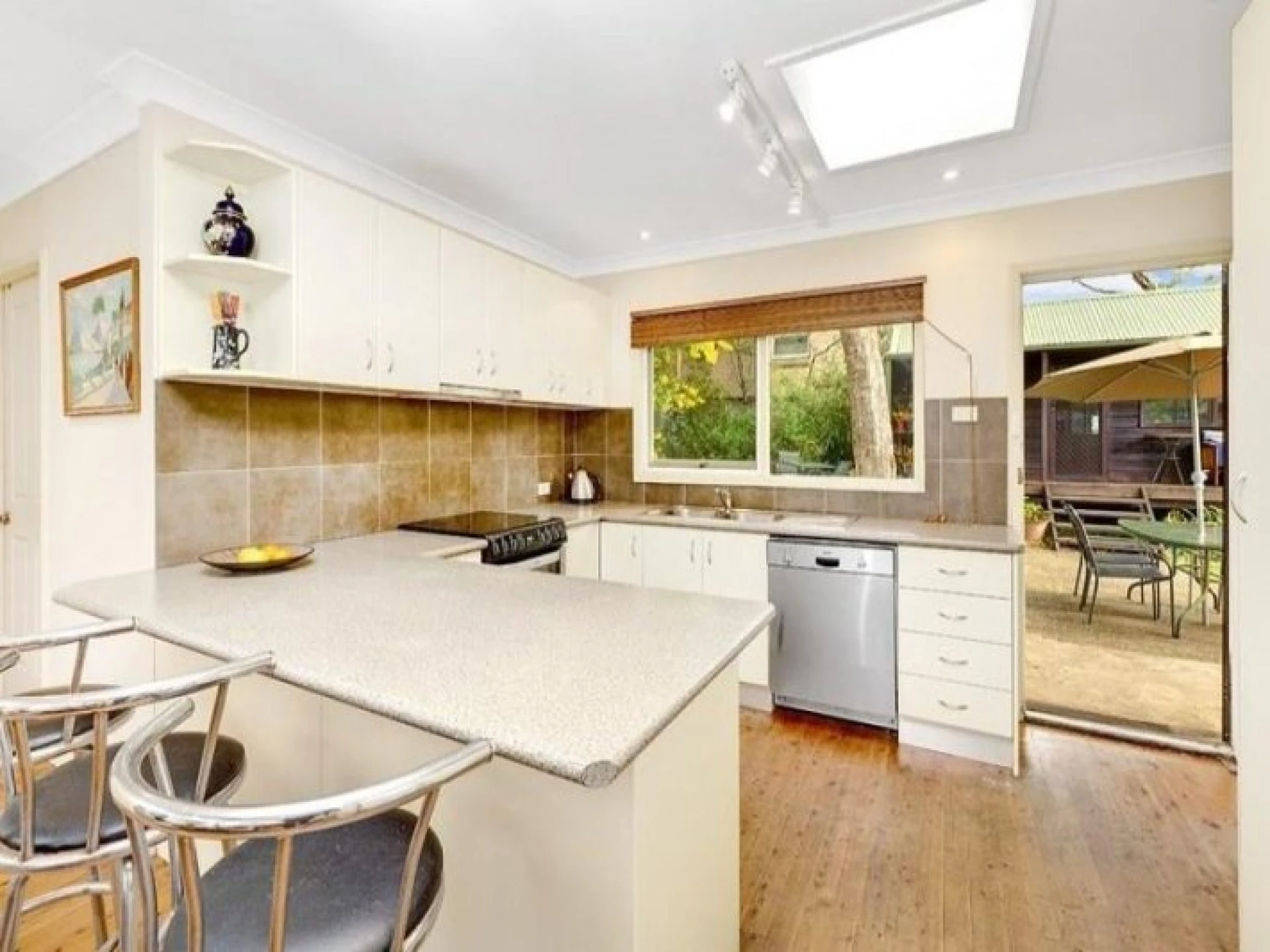 35 Greystoke Street, WHEELER HEIGHTS NSW 2097, Wheeler Heights - Thumbnail 4