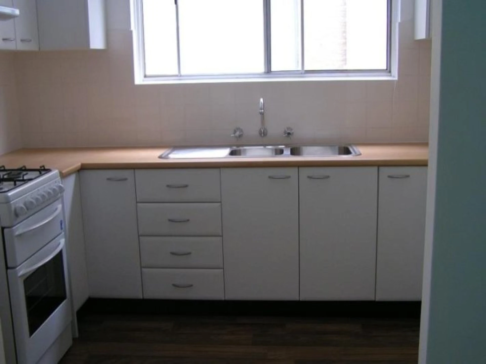 2 / 4 Ilikai Place, DEE WHY NSW 2099, Dee Why - Thumbnail 2
