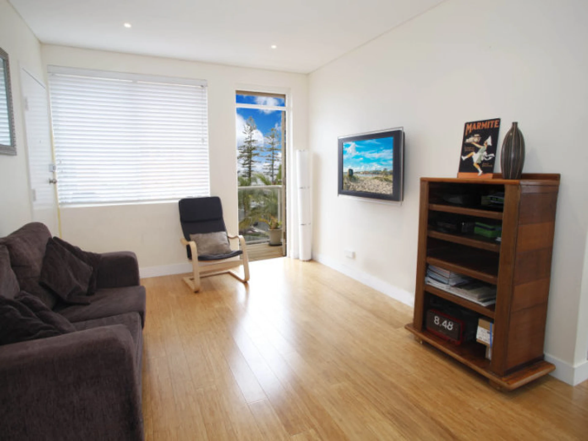 5 / 98 Howard Avenue, Dee Why NSW 2099, Dee Why - Thumbnail 2