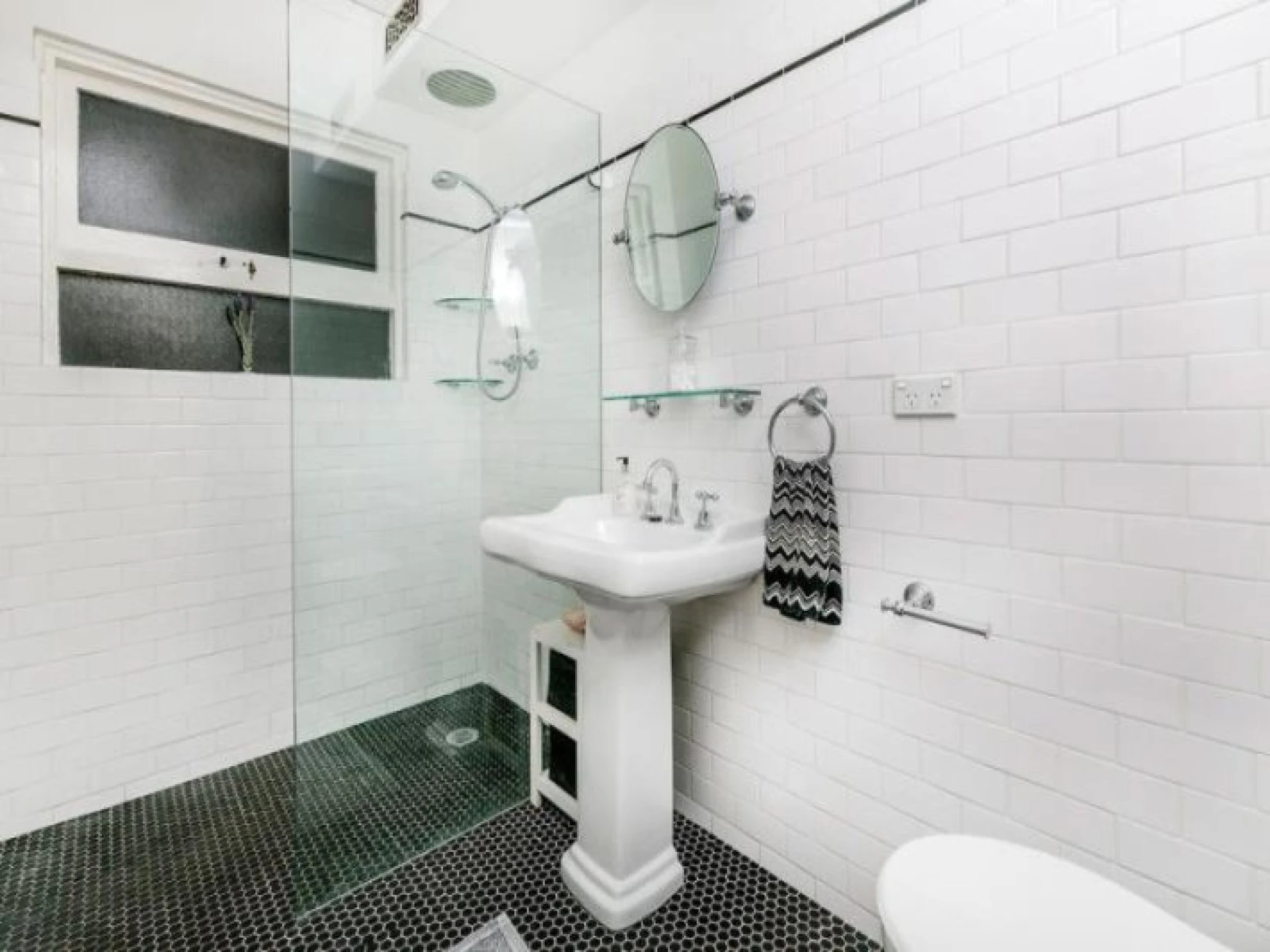 2 / 103 Pacific Parade, Dee Why NSW 2099, Dee Why - Thumbnail 5