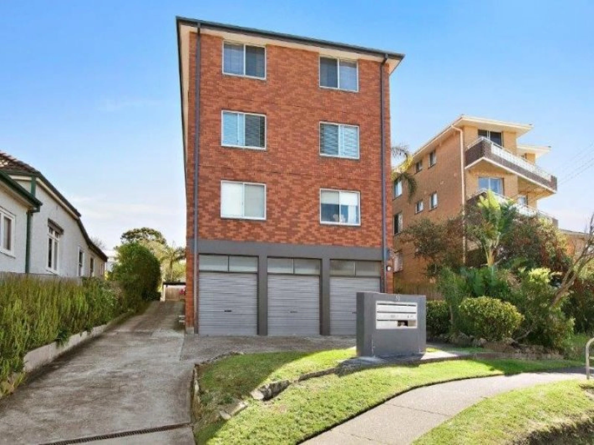 2 / 70 Harbord Road, Freshwater NSW 2096, Freshwater - Thumbnail 3