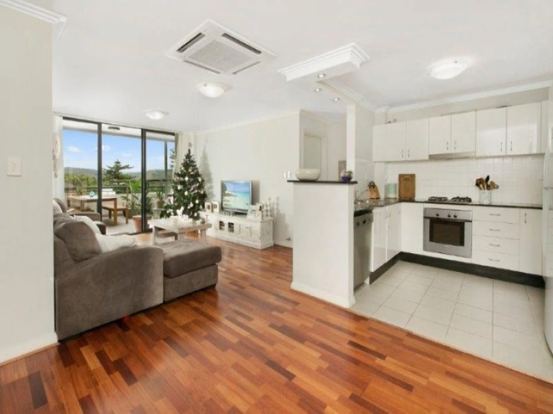 305 / 18 Ocean Street, NARRABEEN NSW 2101, Narrabeen - Thumbnail 4