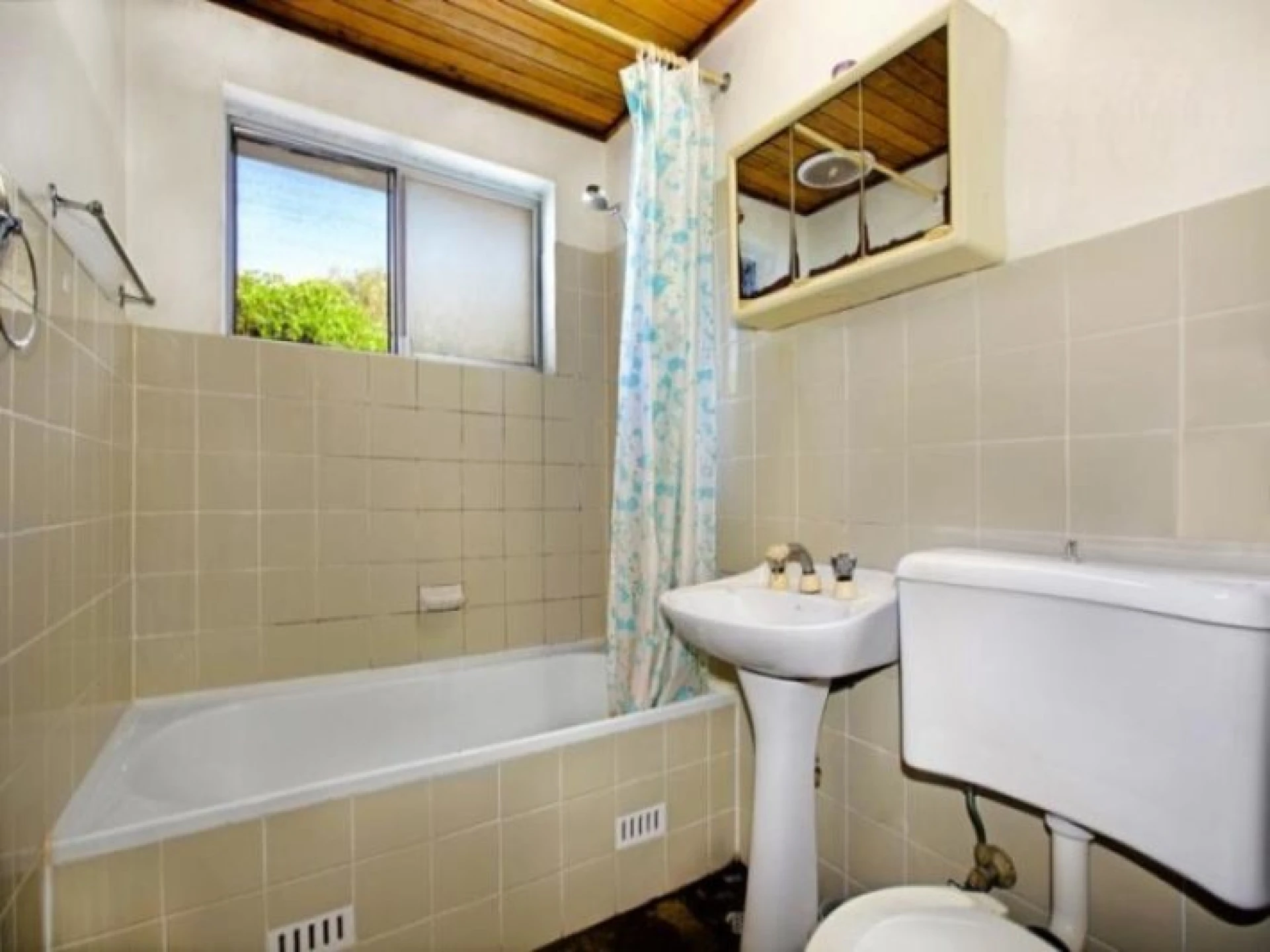 8 / 15 Lismore Avenue, Dee Why NSW 2099, Dee Why - Thumbnail 3