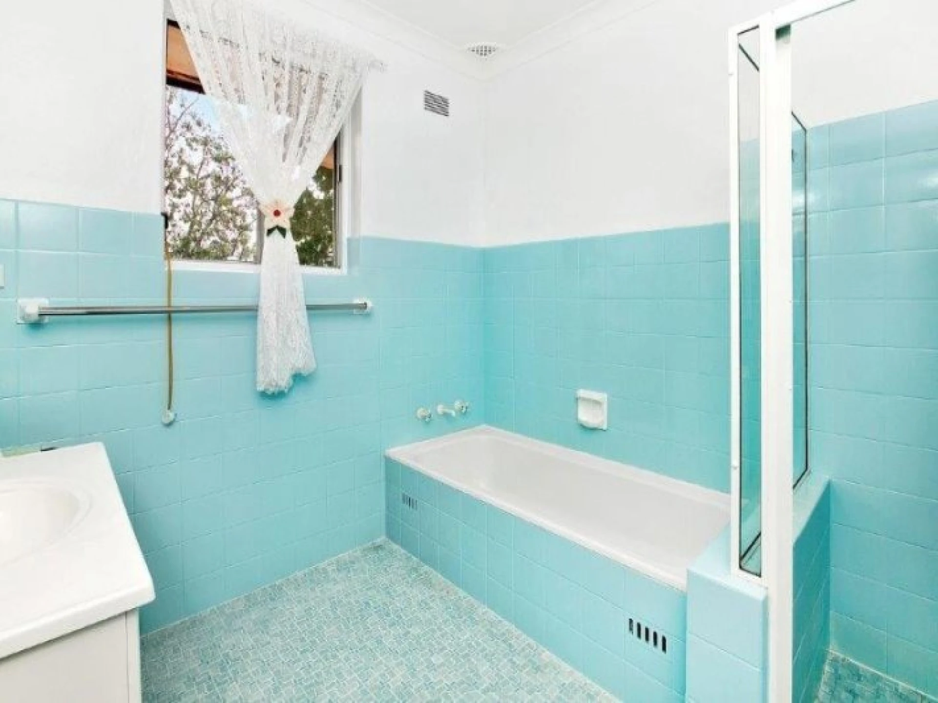 15 Cousins Road, BEACON HILL NSW 2100, Beacon Hill - Thumbnail 3