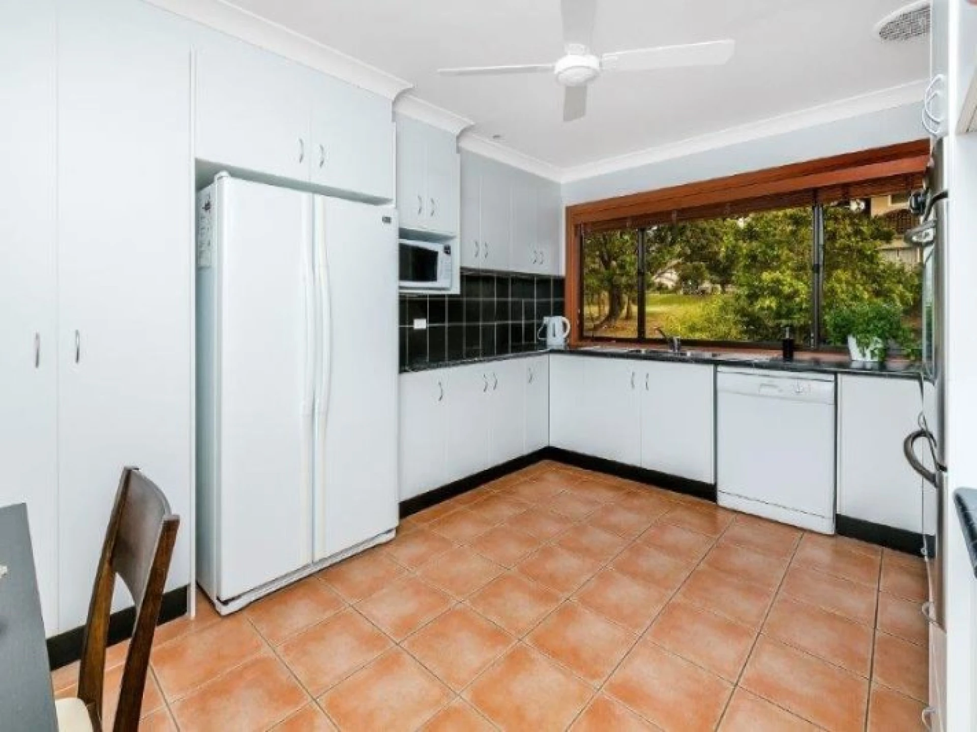 20 Dixon Avenue, FRENCHS FOREST NSW 2086, Frenchs Forest - Thumbnail 6