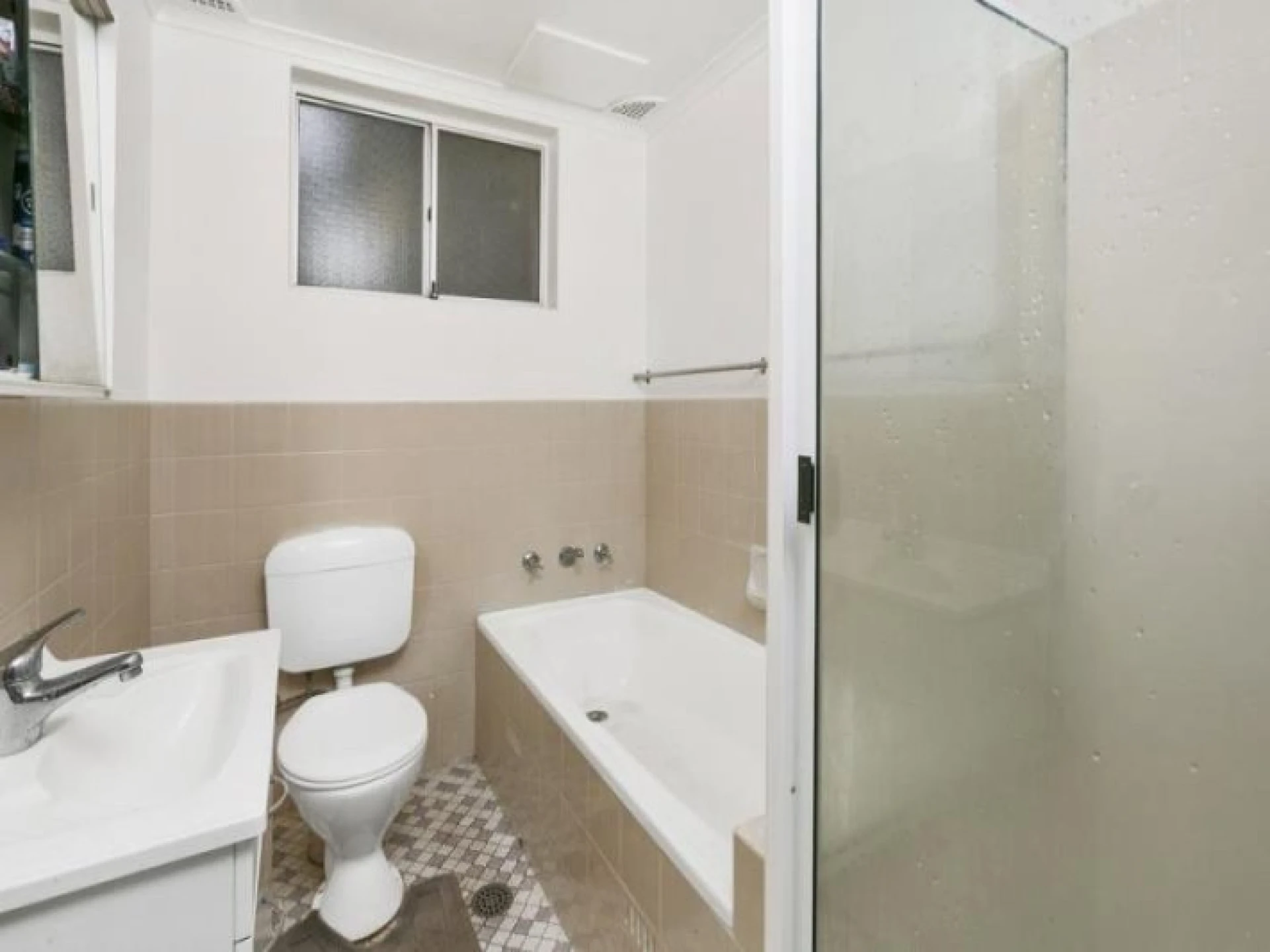 1 / 23 Redman Road, Dee Why NSW 2099, Dee Why - Thumbnail 3