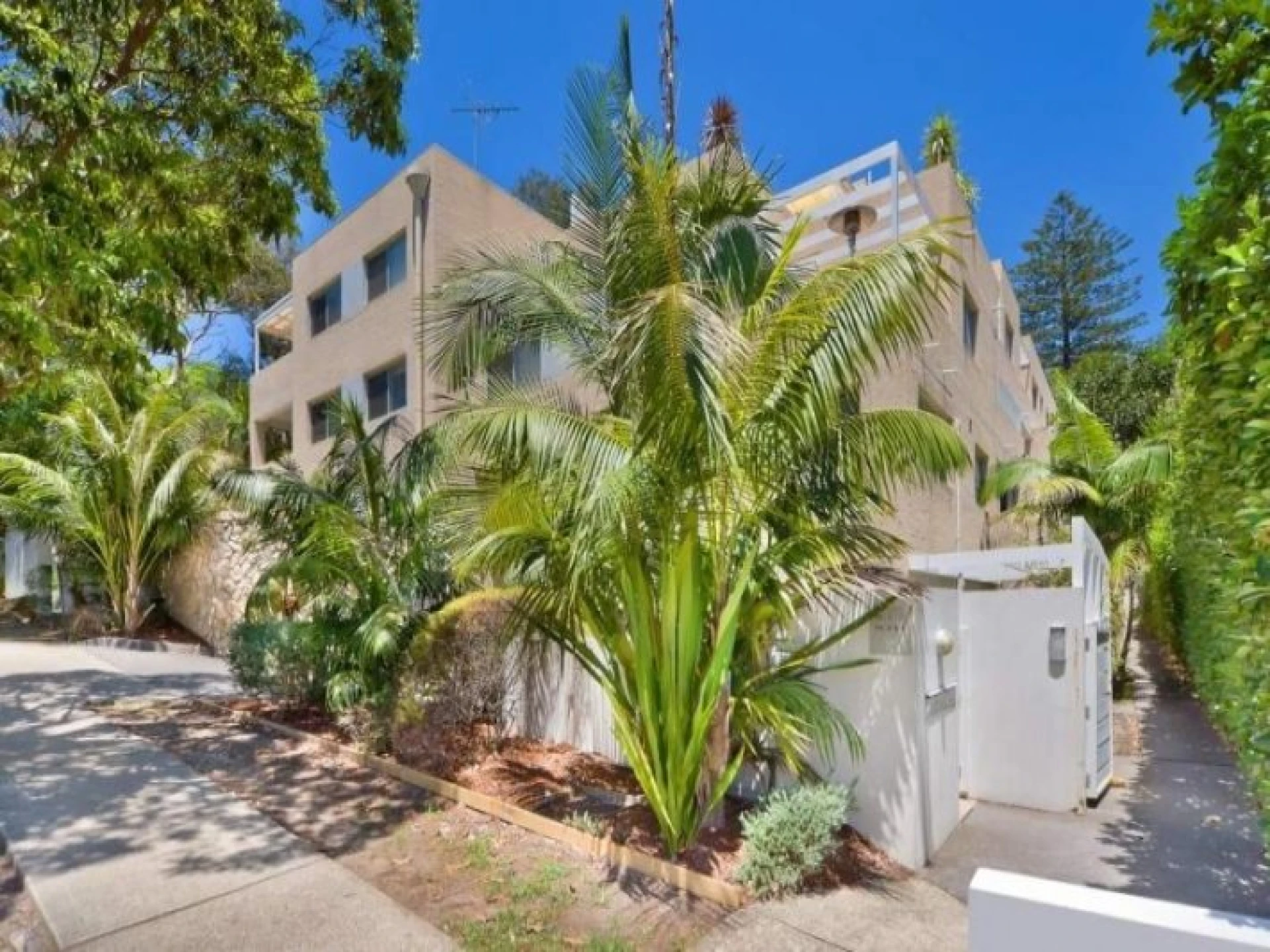 6 / 59-61 Pacific Parade, DEE WHY NSW 2099, Dee Why - Thumbnail 3