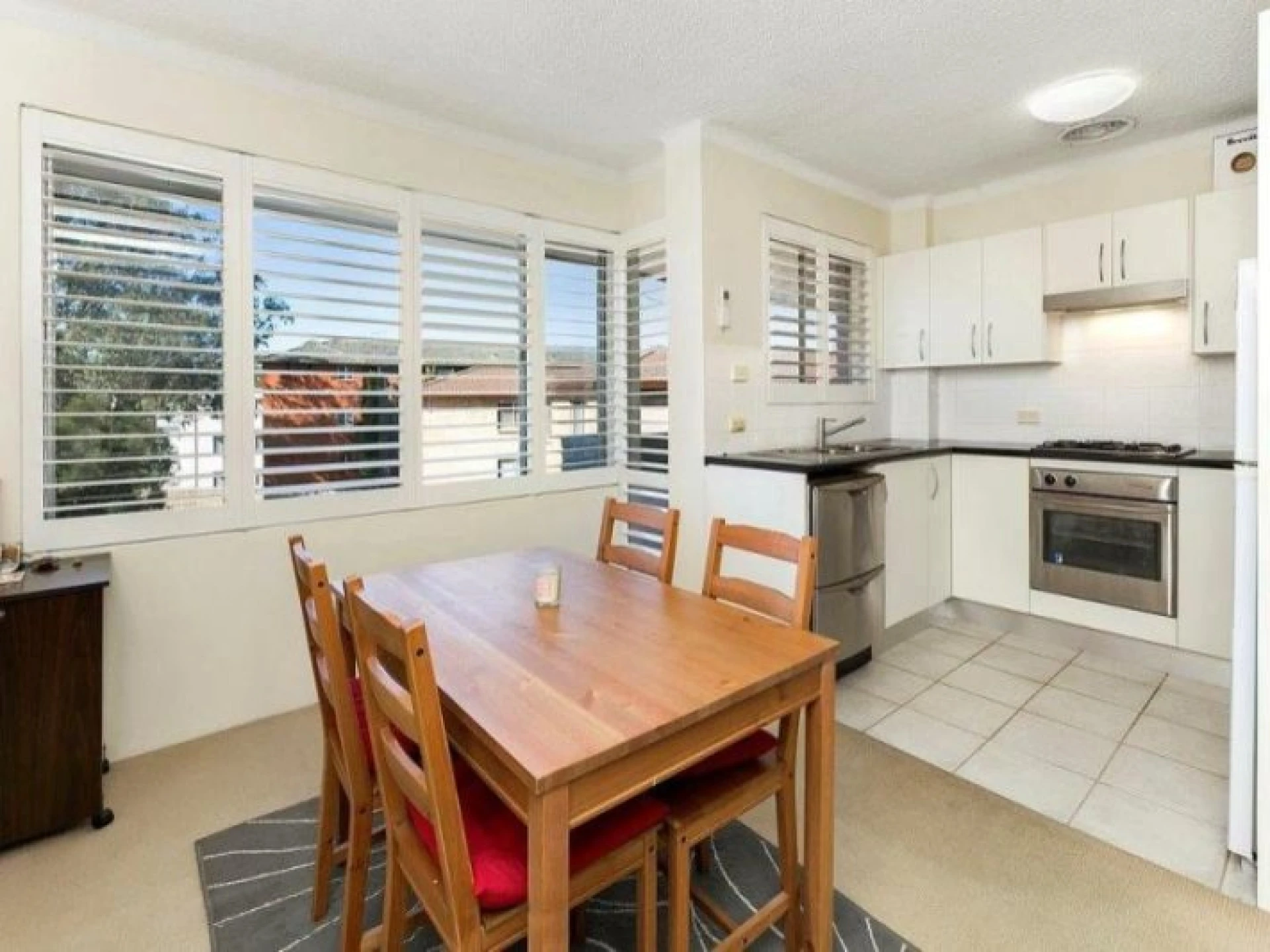 9 / 7 Clarence Avenue, Dee Why NSW 2099, Dee Why - Thumbnail 2