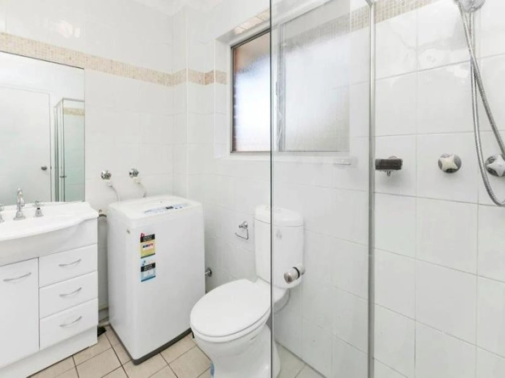 9 / 7 Clarence Avenue, Dee Why NSW 2099, Dee Why - Thumbnail 6