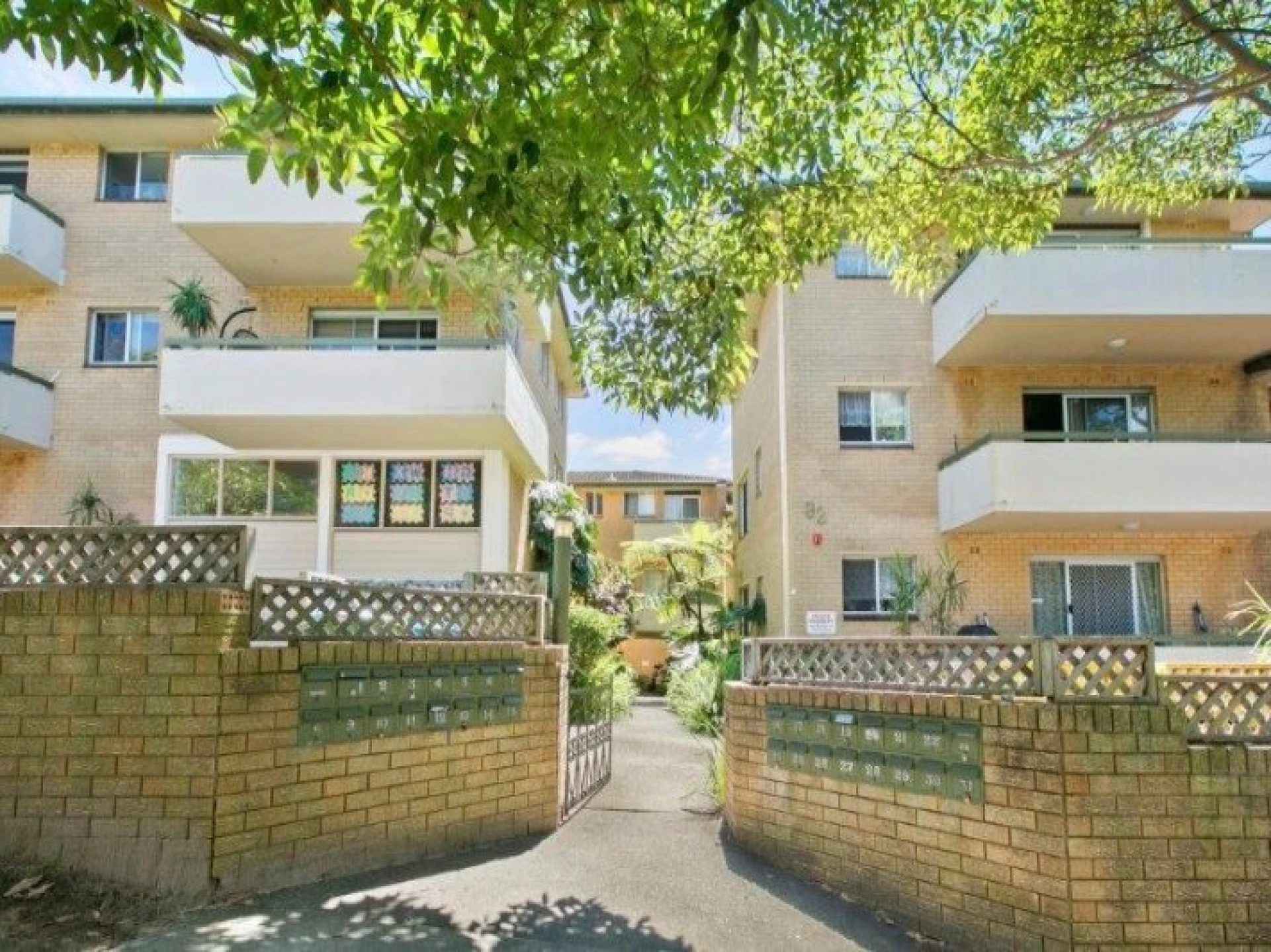 1 / 82 Pacific Parade, Dee Why NSW 2099, Dee Why - Thumbnail 3