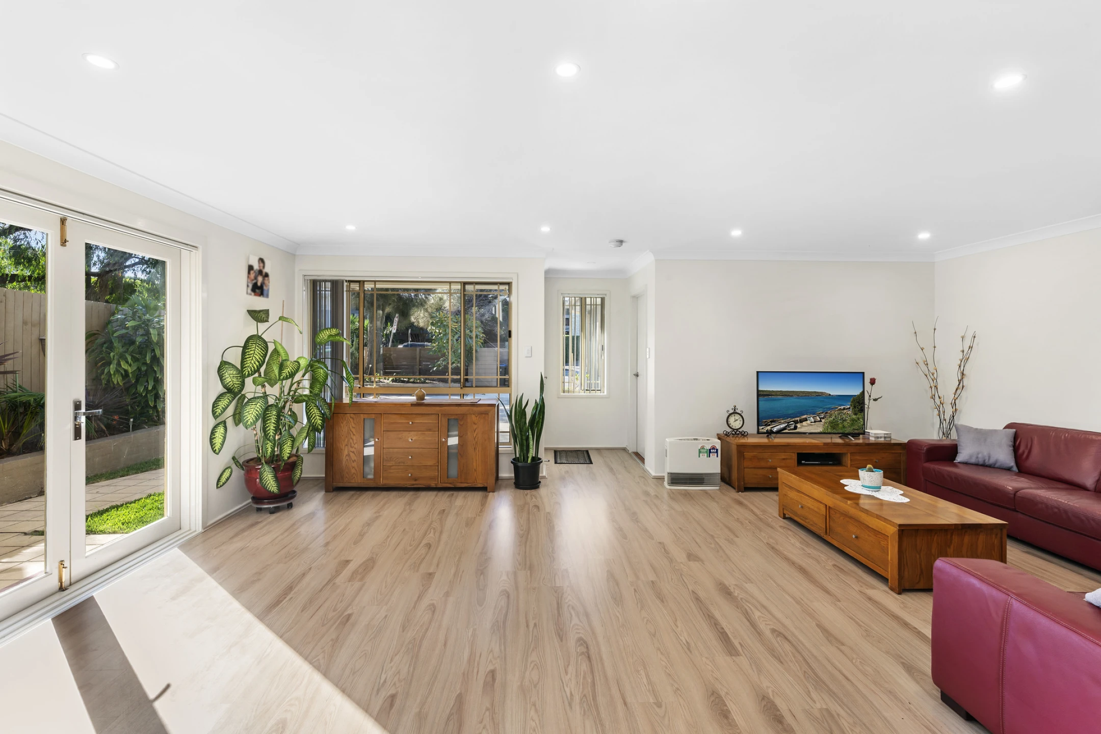 77a Lynwood Avenue, Dee Why NSW 2099, Dee Why - Thumbnail 4
