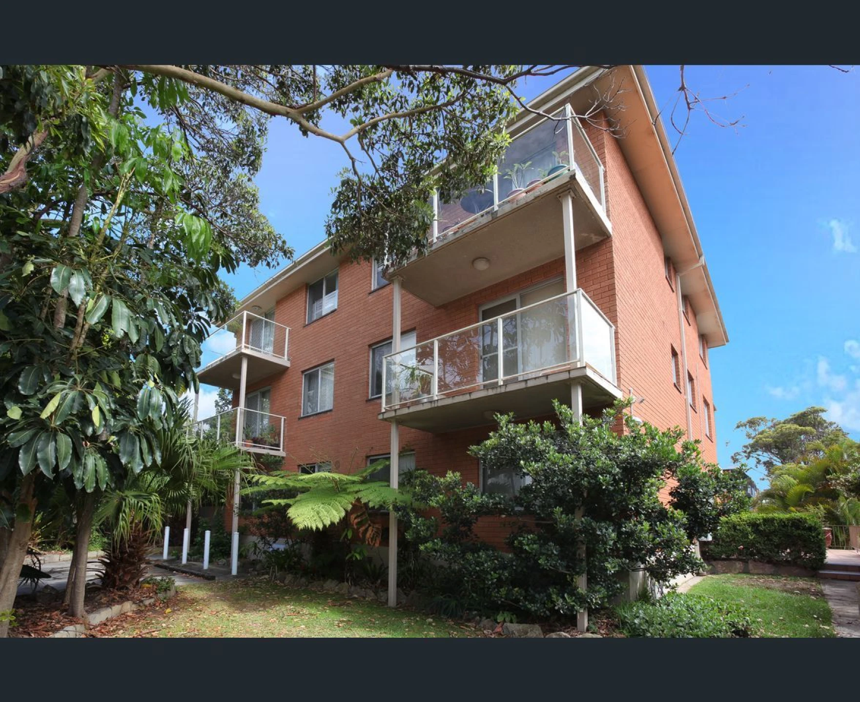1 / 128 Pacific Parade, Dee Why NSW 2099, Dee Why - Thumbnail 4