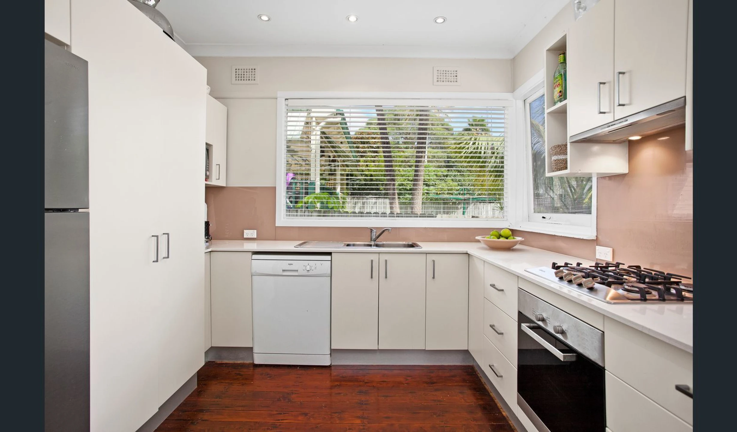 92 Claudare Street, Collaroy Plateau NSW 2097, Collaroy Plateau - Thumbnail 4