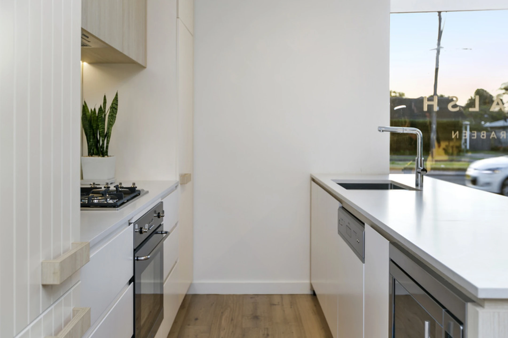 A102 / 1 Walsh Street, North Narrabeen NSW 2101, North Narrabeen - Thumbnail 2