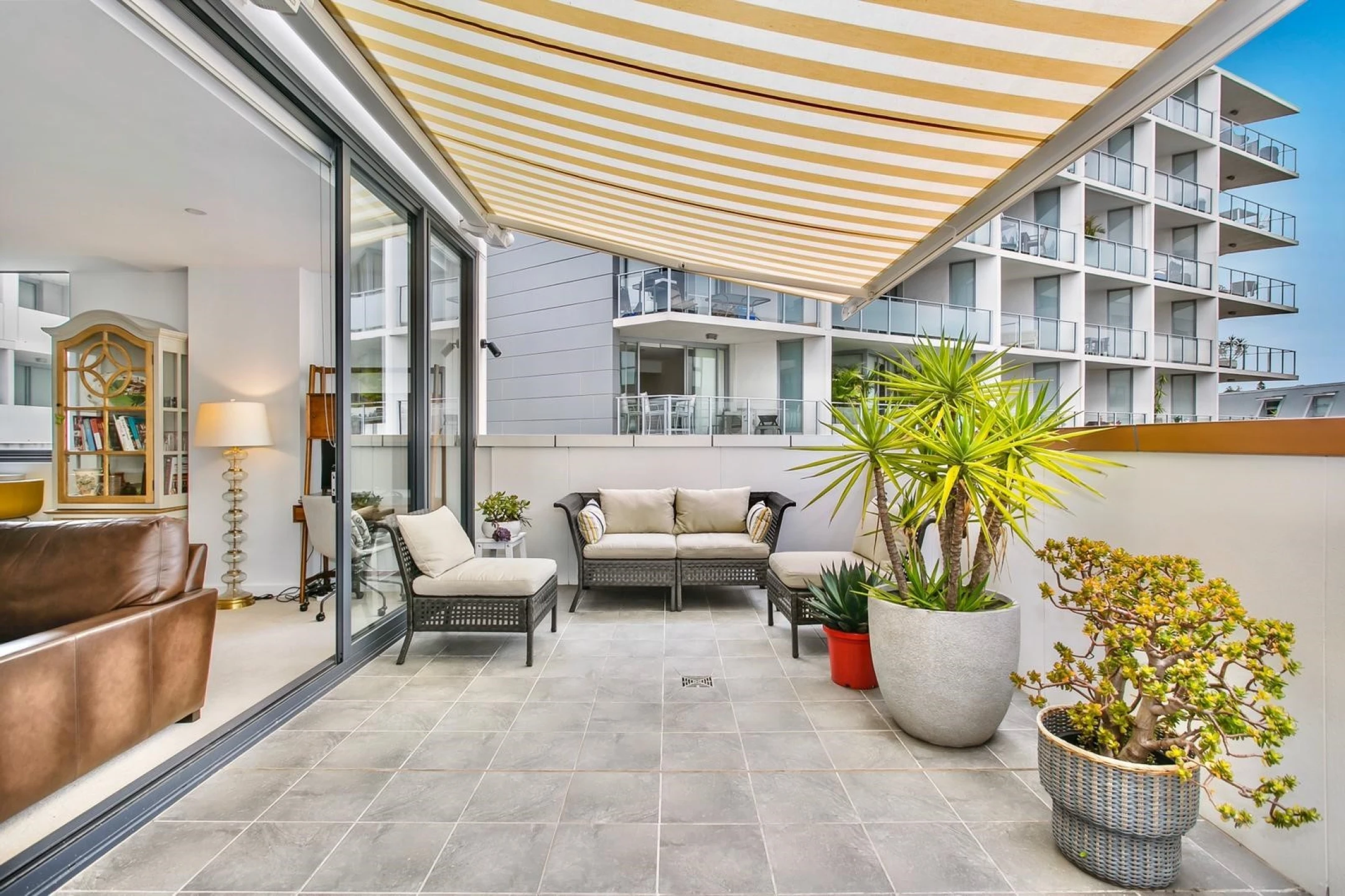 310 / 16-22 Sturdee Parade, Dee Why NSW 2099, Dee Why - Thumbnail 2