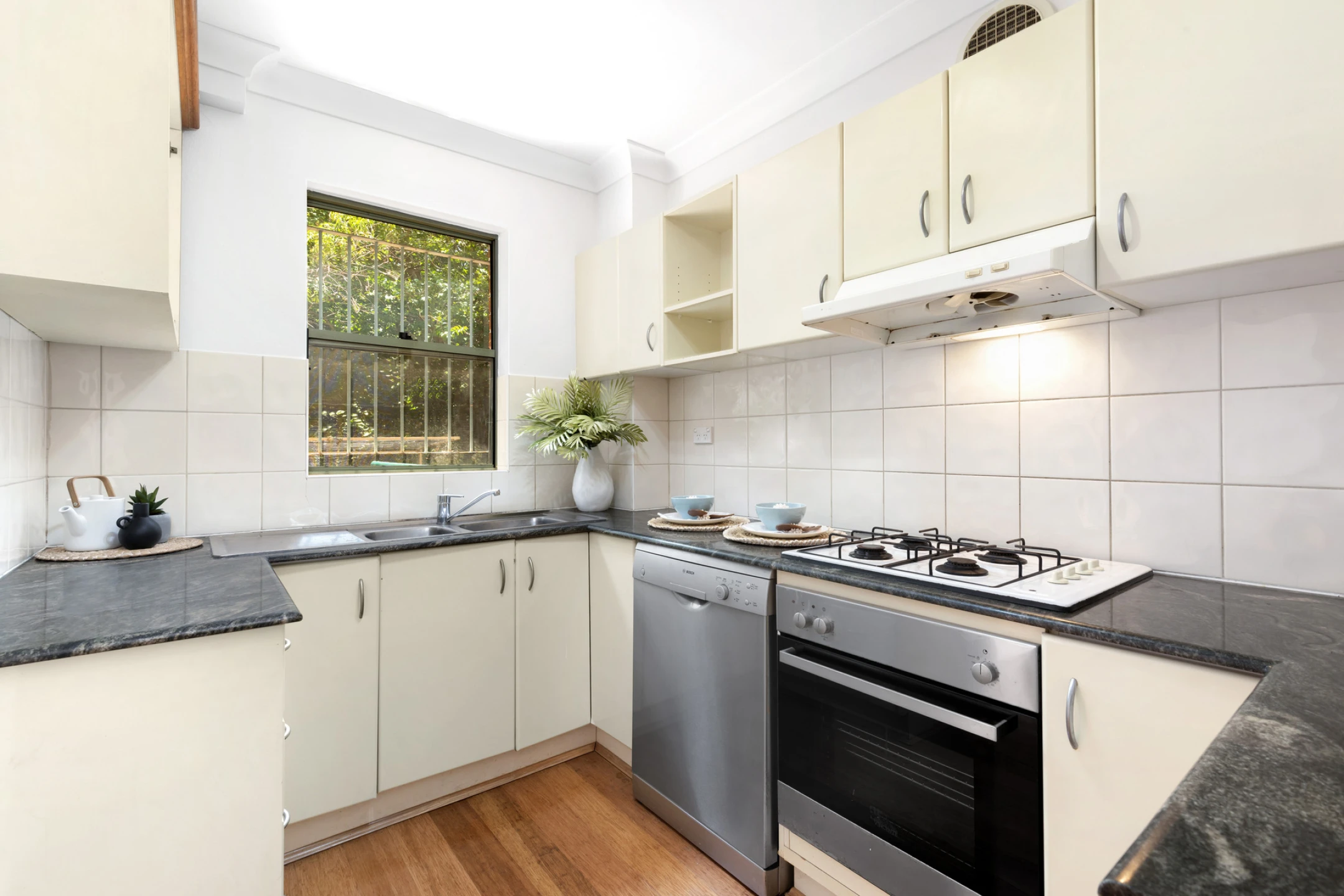4 / 66 Howard Avenue, Dee Why NSW 2099, Dee Why - Thumbnail 6