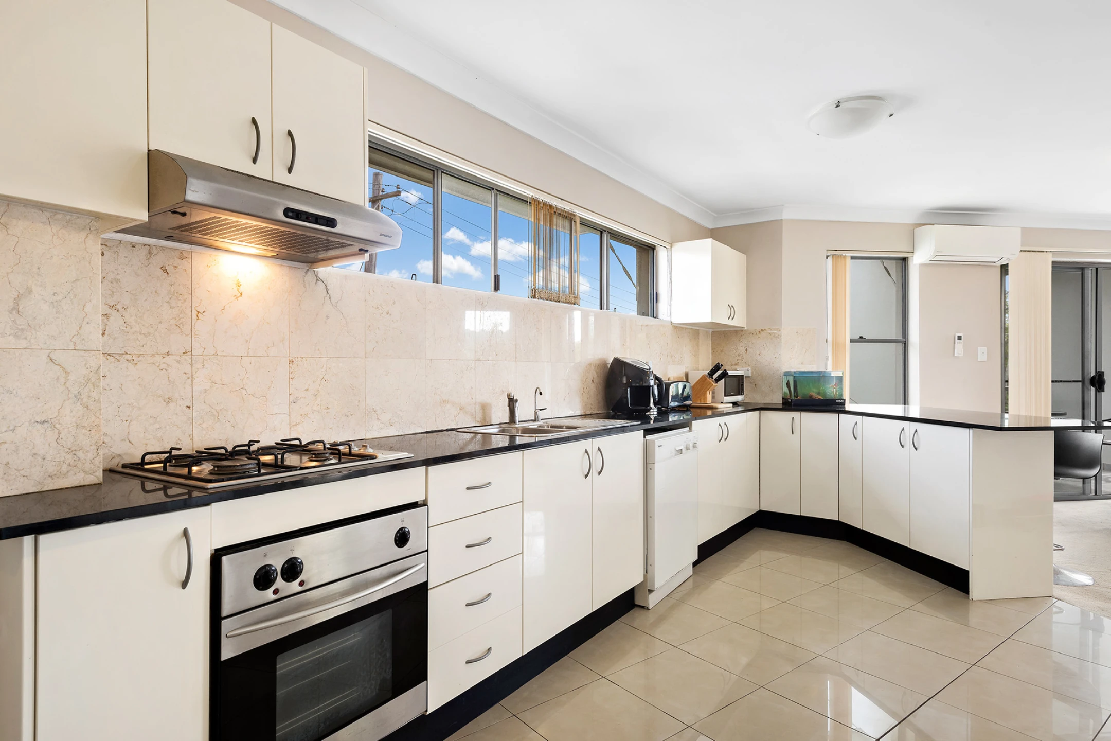 15 / 62-64 Lynwood Avenue, Dee Why NSW 2099, Dee Why - Thumbnail 6