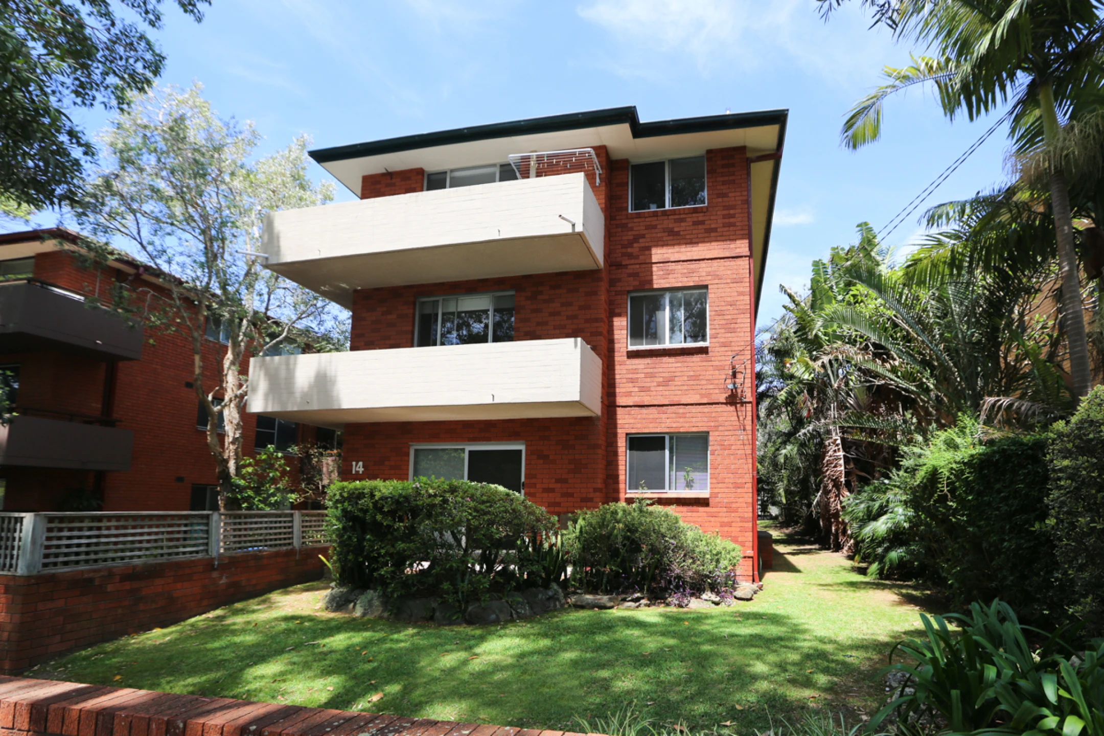 8 / 14 Lismore Avenue, Dee Why NSW 2099, Dee Why - Thumbnail 3