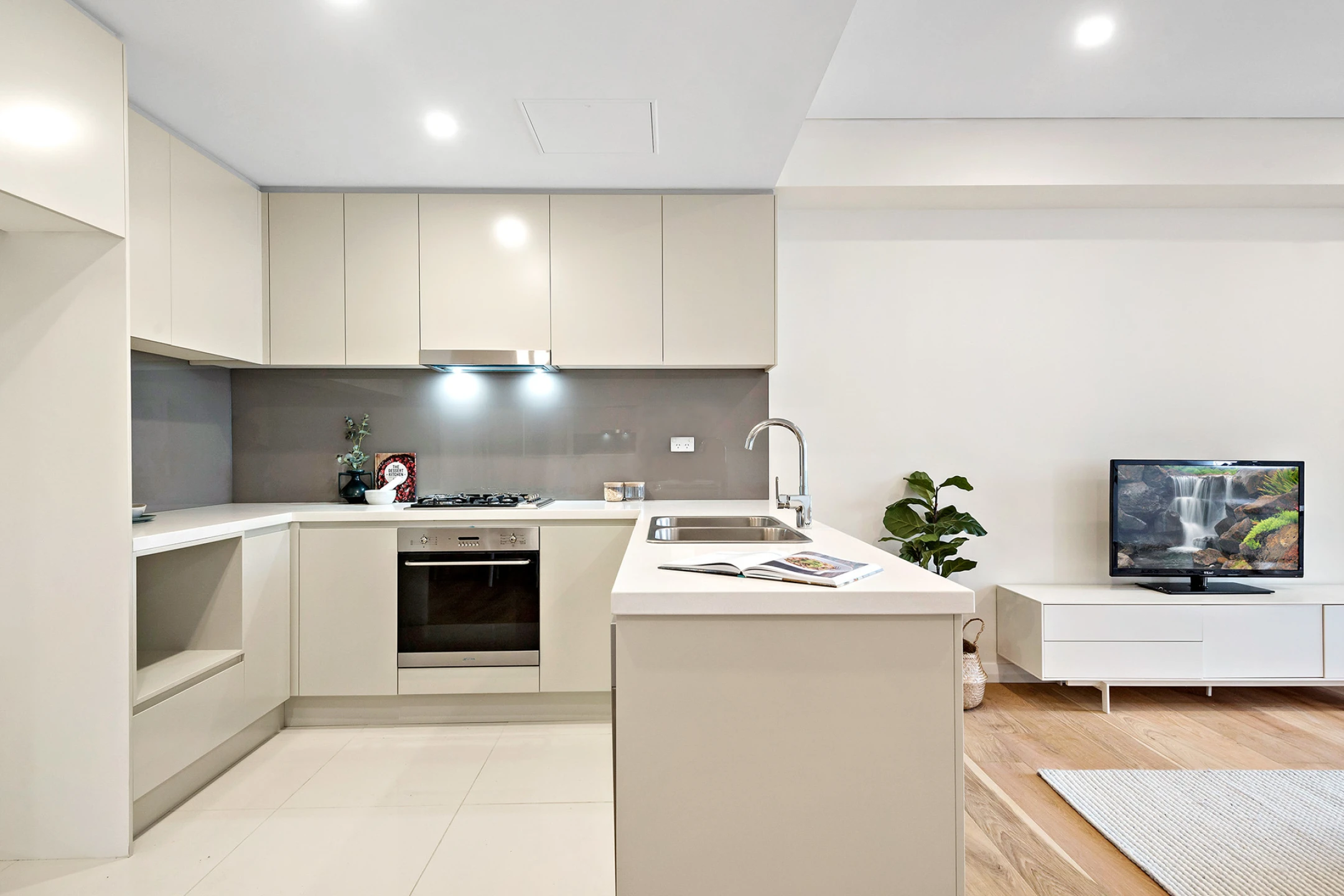 7 / 12 Roger Street, Brookvale NSW 2100, Brookvale - Thumbnail 4