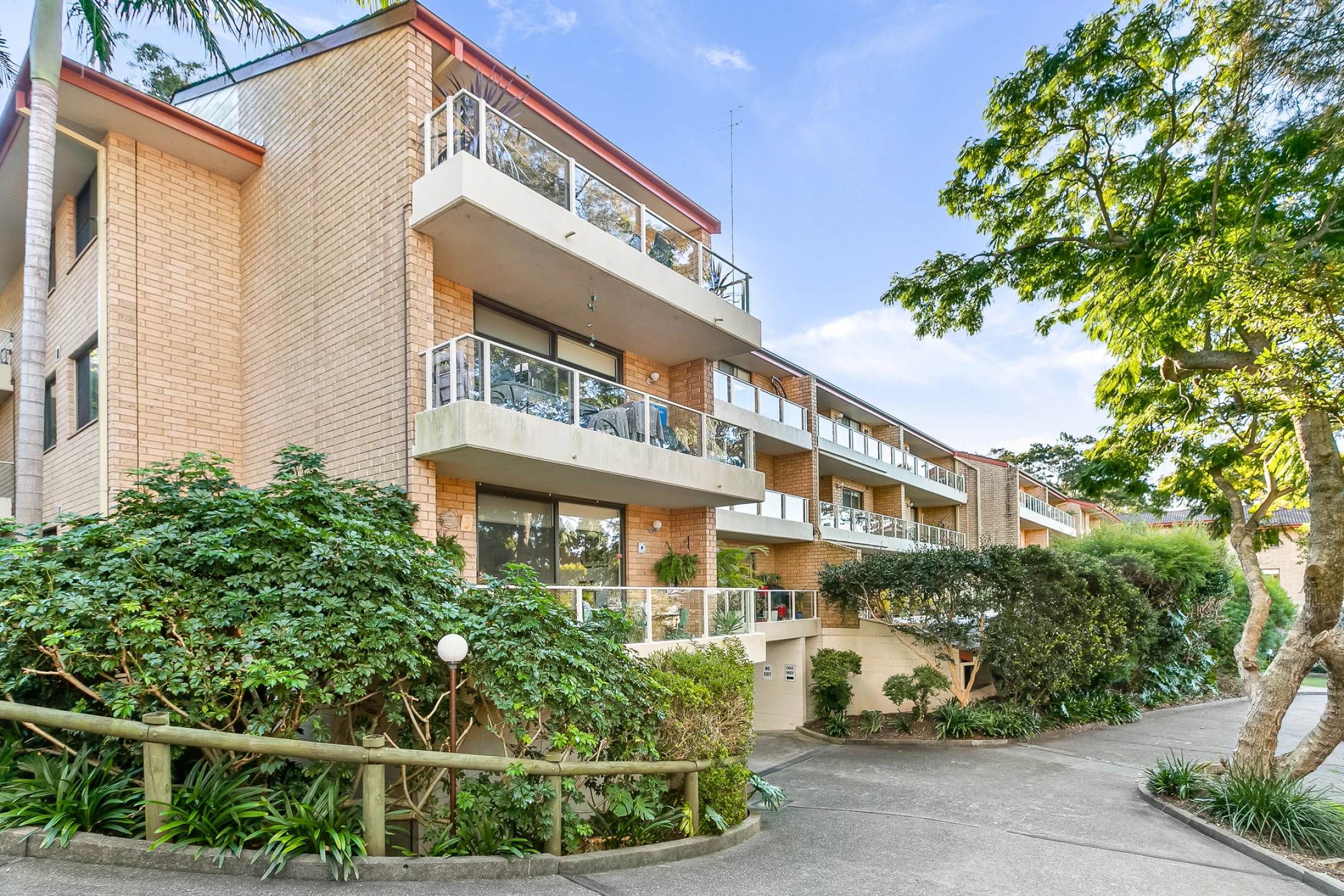2 / 24 The Crescent, Dee Why NSW 2099, Dee Why - Thumbnail 6
