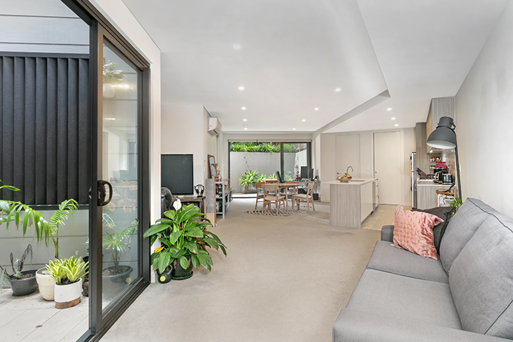 1 / 3 Corrie Road, North Manly NSW 2100, North Manly - Thumbnail 2