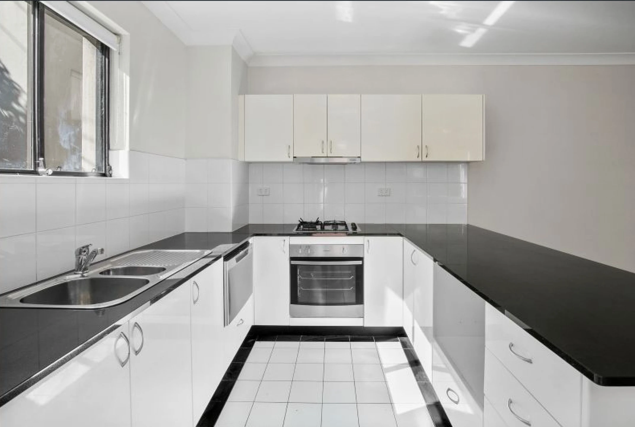 16 / 3-11 Hawkesbury Avenue, Dee Why NSW 2099, Dee Why - Thumbnail 6