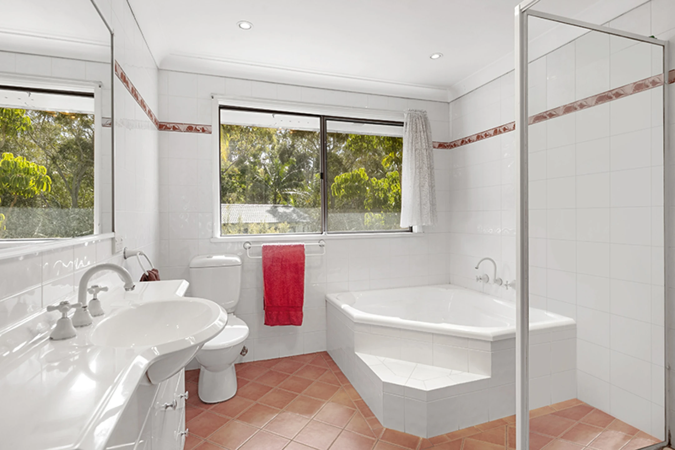 17 Kristine Place, Mona Vale NSW 2103, Mona Vale - Thumbnail 8
