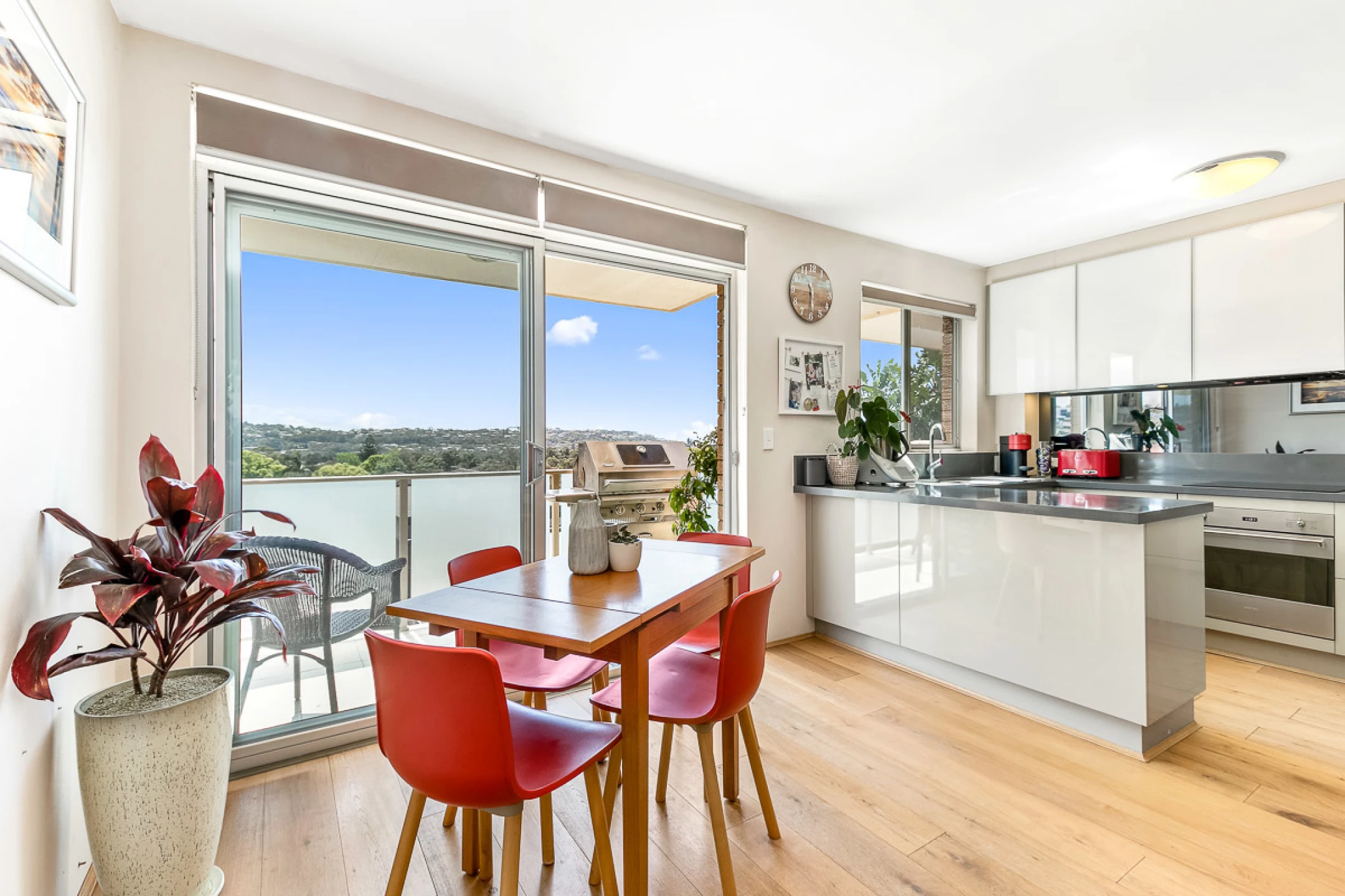 9 / 64 Pacific Parade, Dee Why NSW 2099, Dee Why - Thumbnail 2