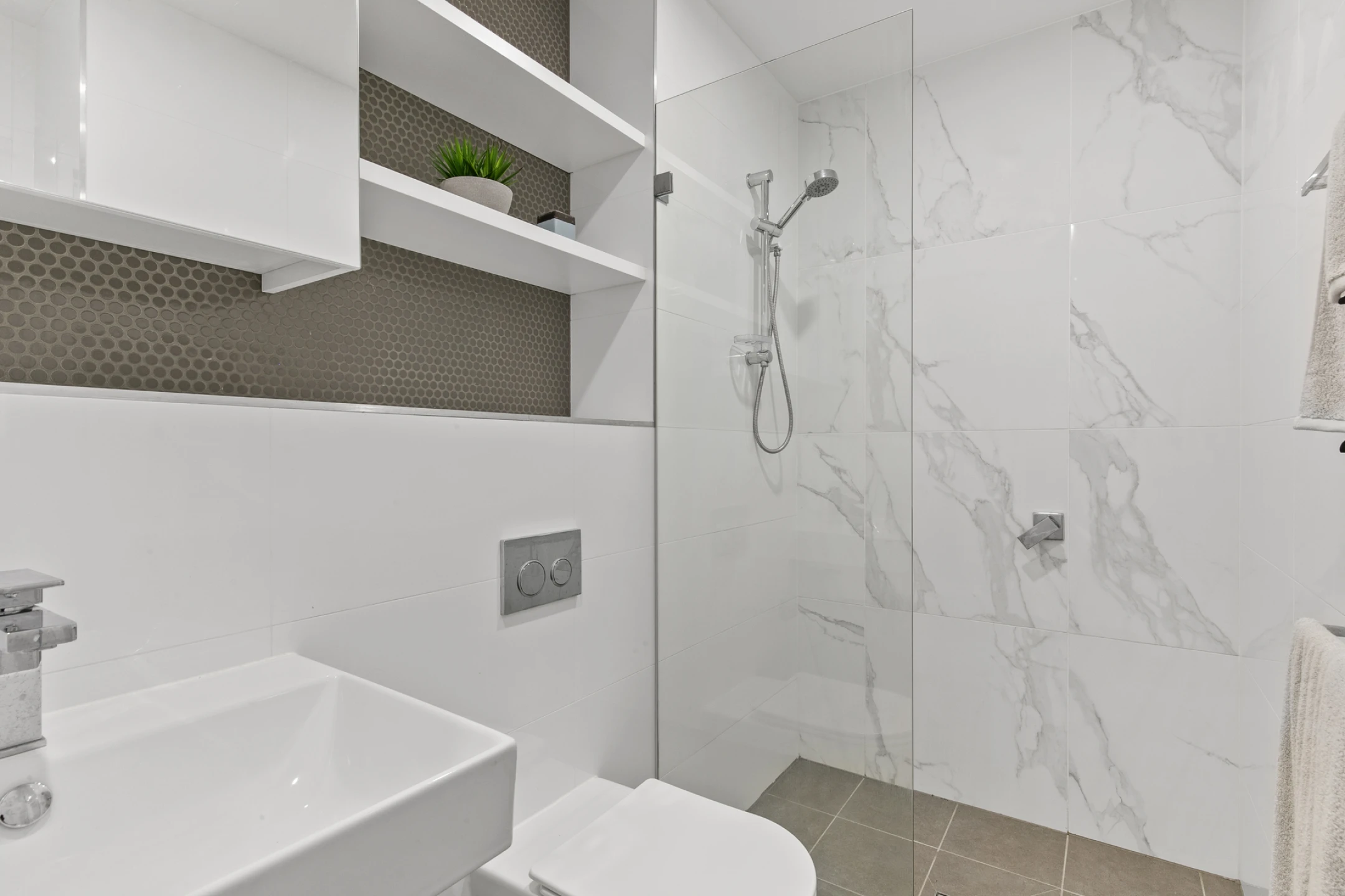 609 / 5 Mooramba Road, Dee Why NSW 2099, Dee Why - Thumbnail 3