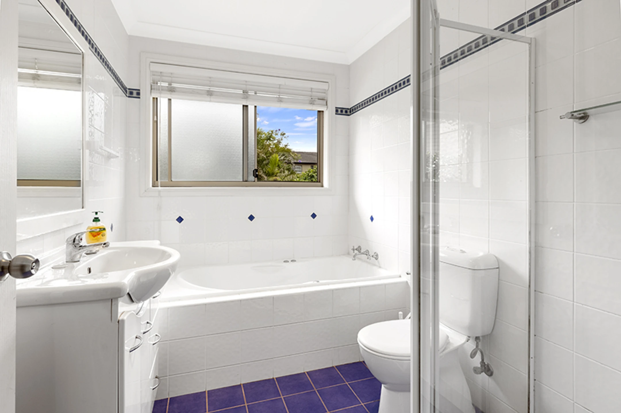 2 Hall Avenue, Collaroy Plateau NSW 2097, Collaroy Plateau - Thumbnail 8