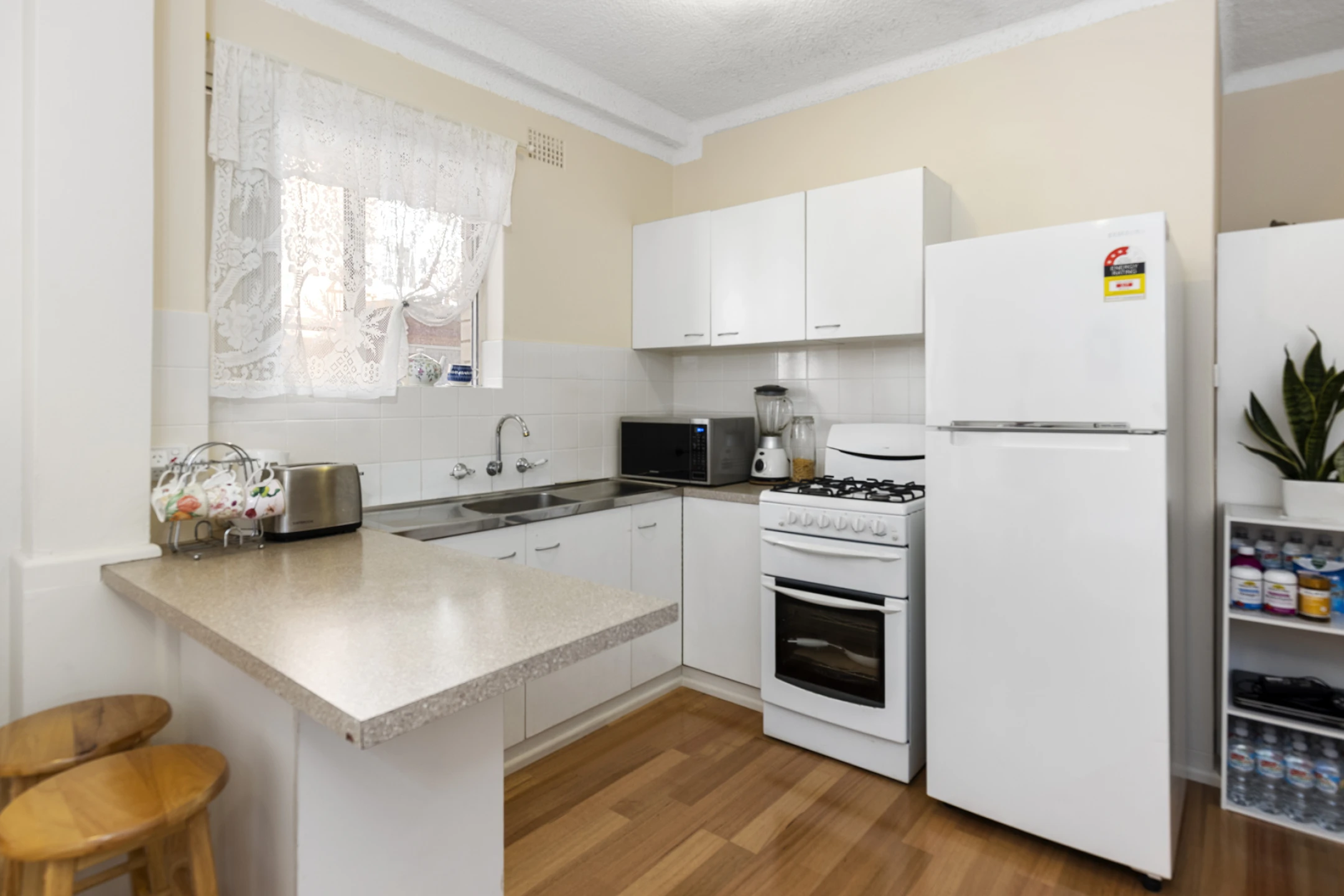 1 / 49 Howard Avenue, Dee Why NSW 2099, Dee Why - Thumbnail 4