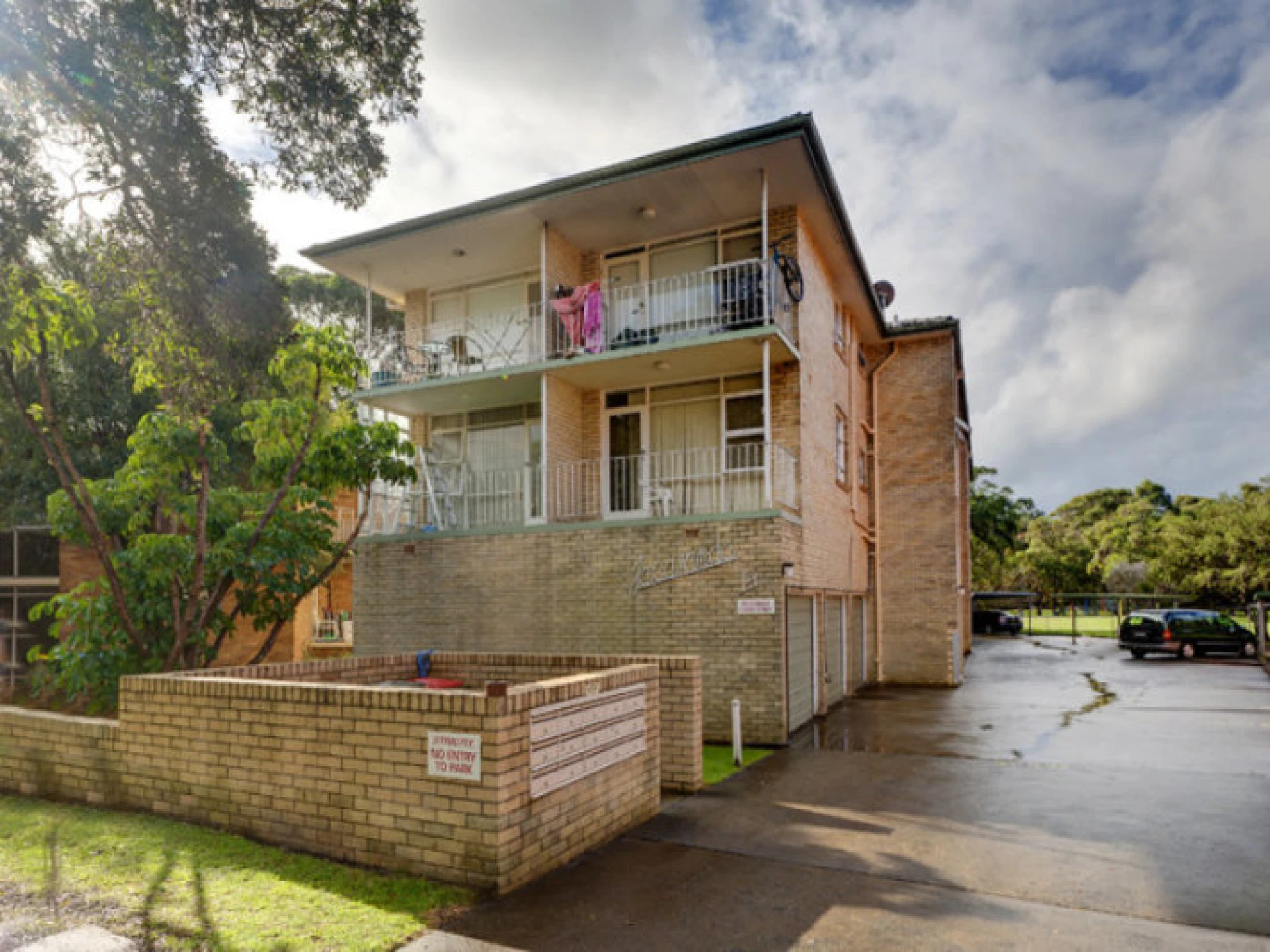12 / 14 Grafton Crescent :-), DEE WHY NSW 2099, Dee Why - Thumbnail 3