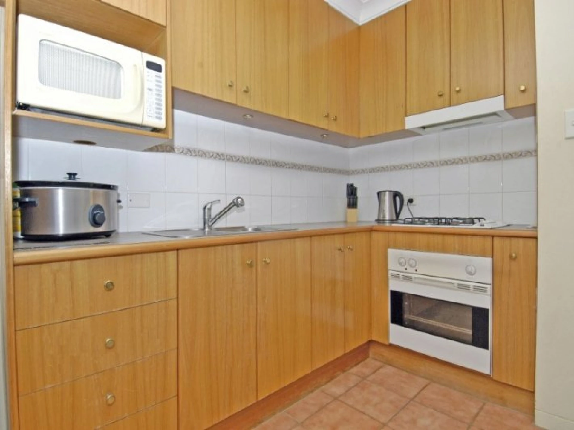 16 / 15 Kooloora Avenue :-), FRESHWATER NSW 2096, Freshwater - Thumbnail 4