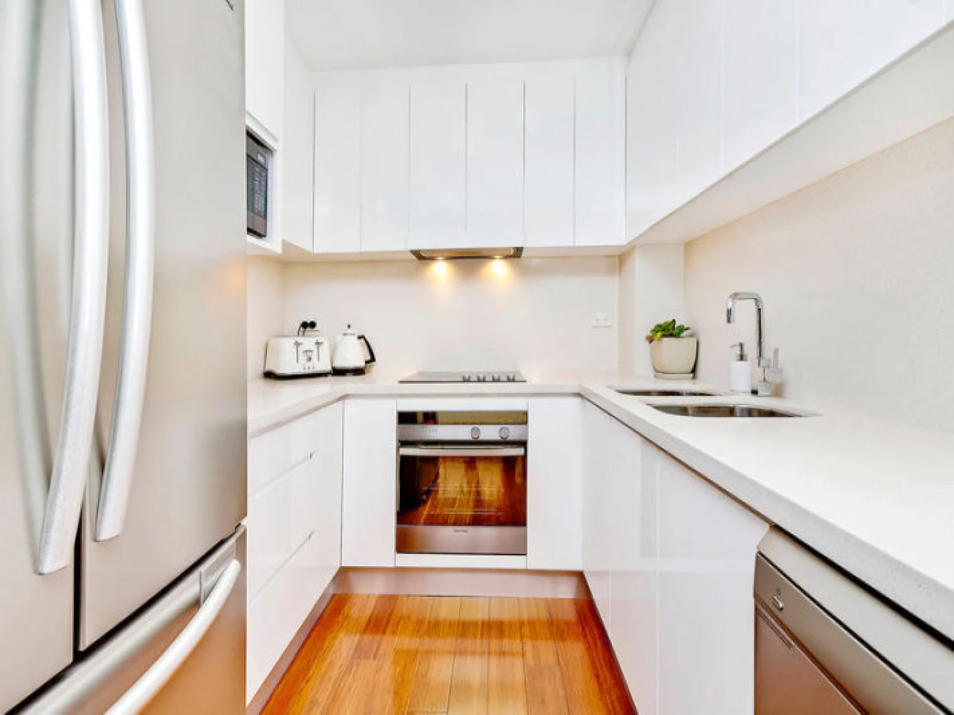 12 / 59 Howard Avenue :-), DEE WHY NSW 2099, Dee Why - Thumbnail 2