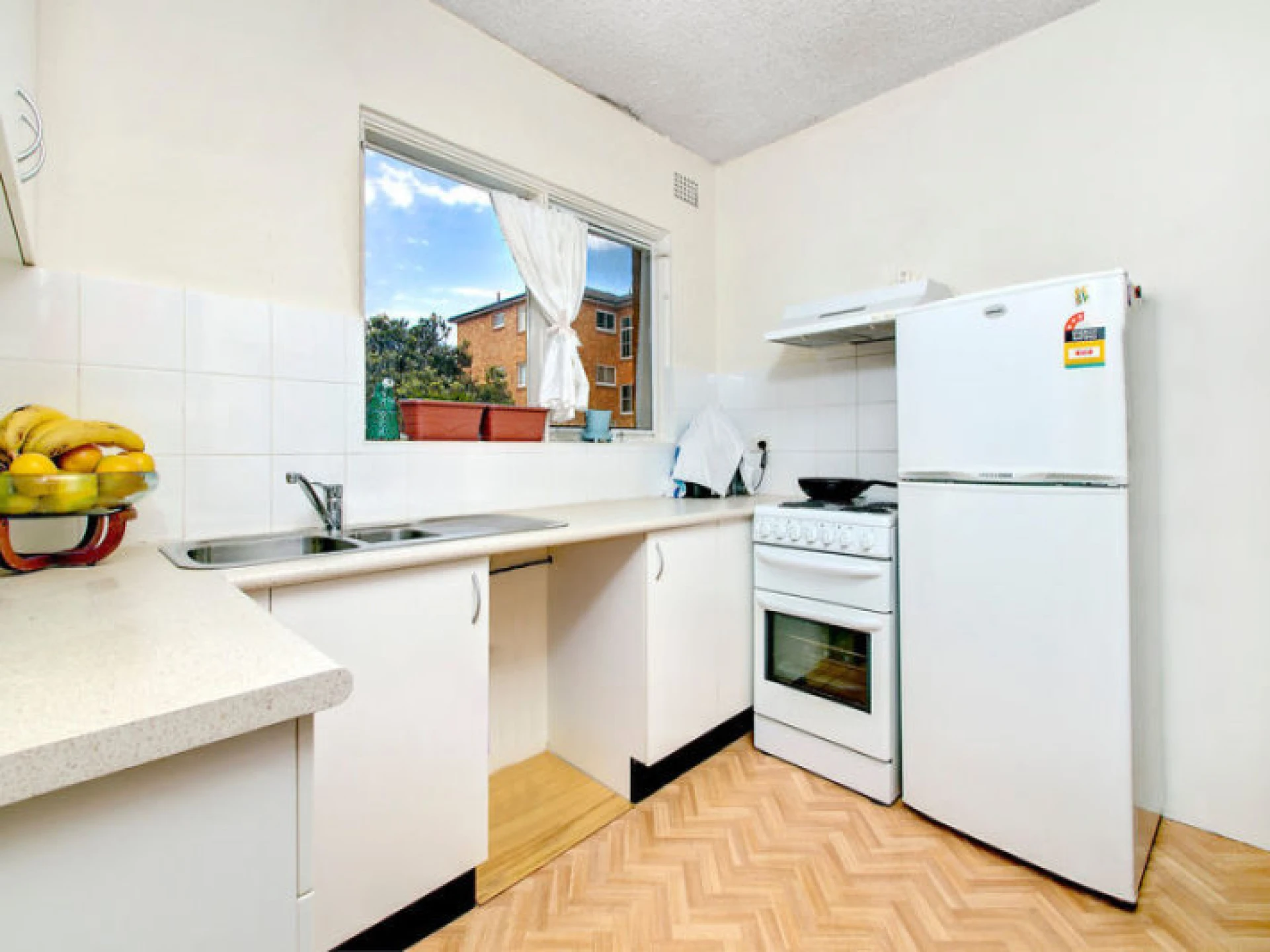 1 / 20 Darley Street :-), MONA VALE NSW 2103, Mona Vale - Thumbnail 4