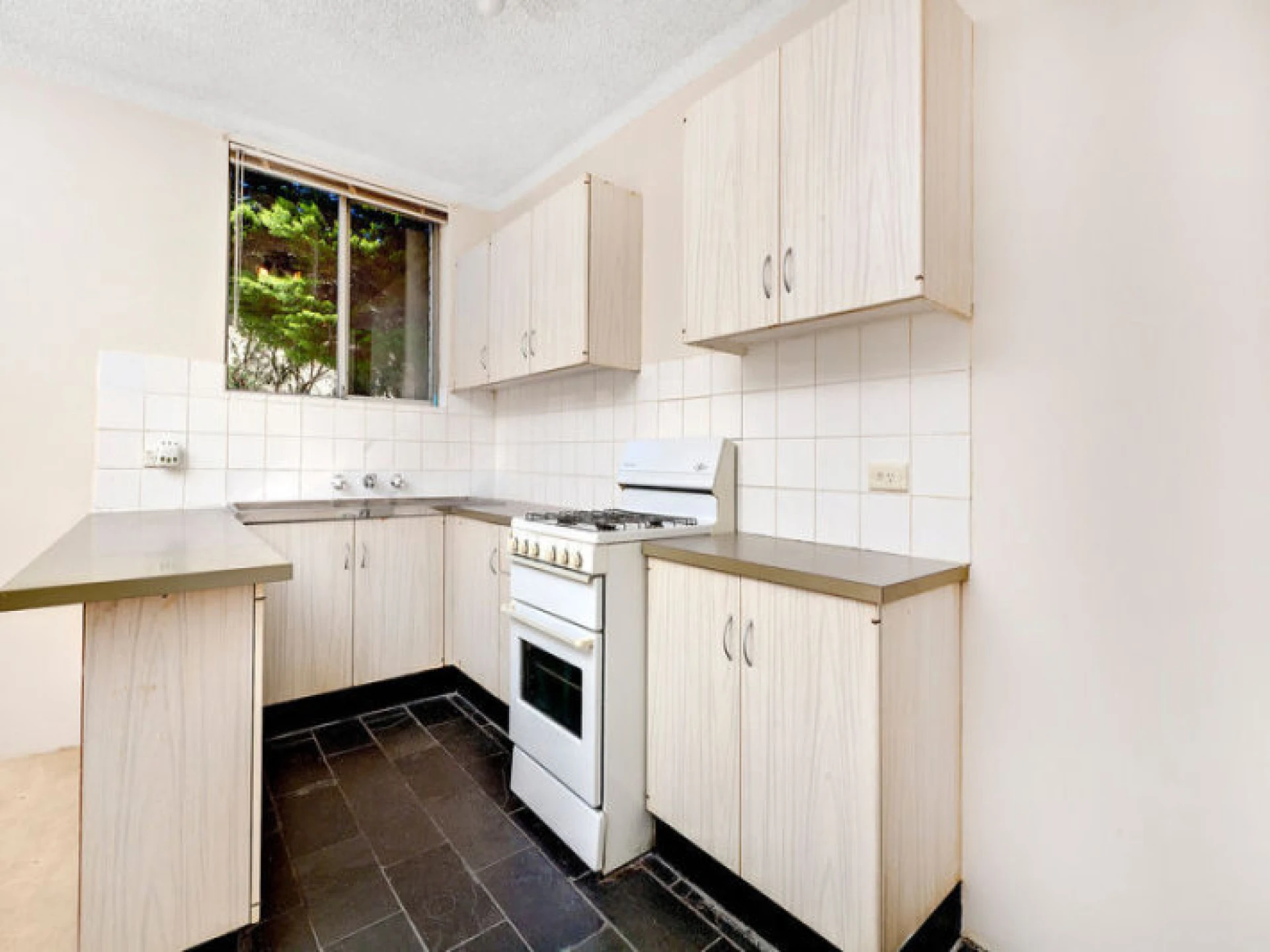 7D / 31 Quirk Road :-), MANLY VALE NSW 2093, Manly Vale - Thumbnail 4