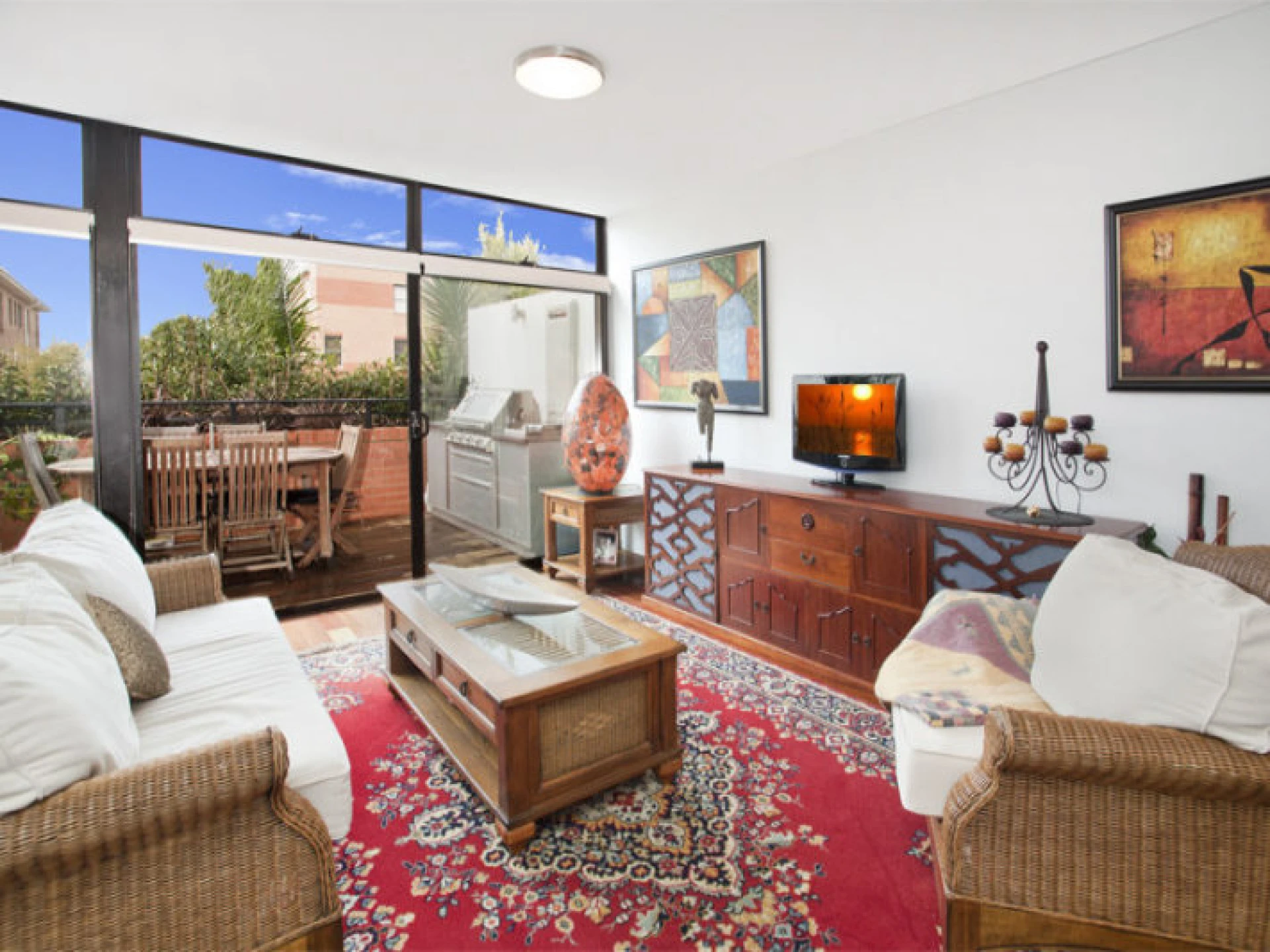 2 / 9 Kingsway :-), DEE WHY NSW 2099, Dee Why - Thumbnail 2