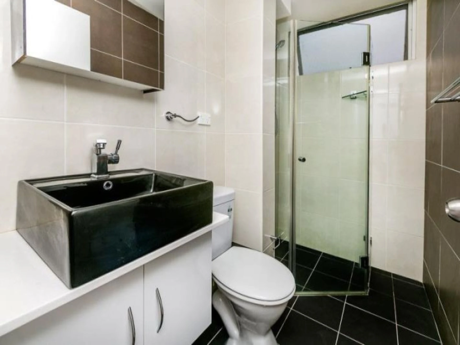 3 Grafton Crescent :-), DEE WHY NSW 2099, Dee Why - Thumbnail 4