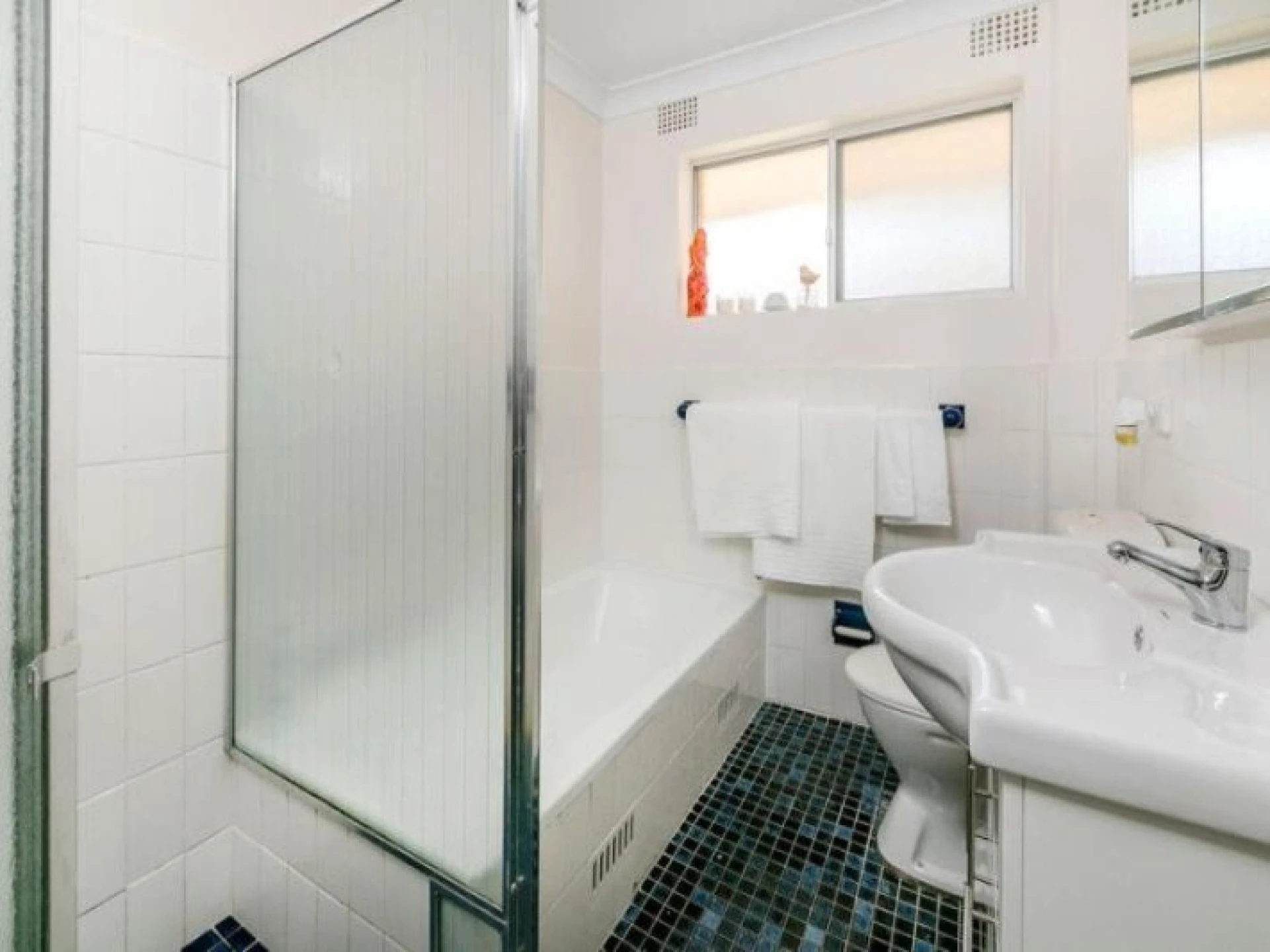 12 / 7 Western Avenue :-), NORTH MANLY NSW 2100, Freshwater - Thumbnail 5