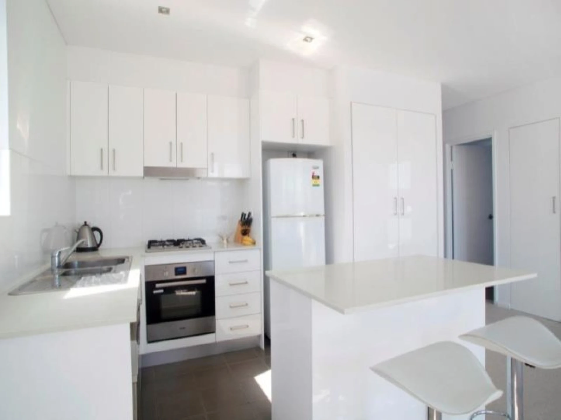 8@2 Brookvale Ave :-), BROOKVALE NSW 2100, Brookvale - Thumbnail 5