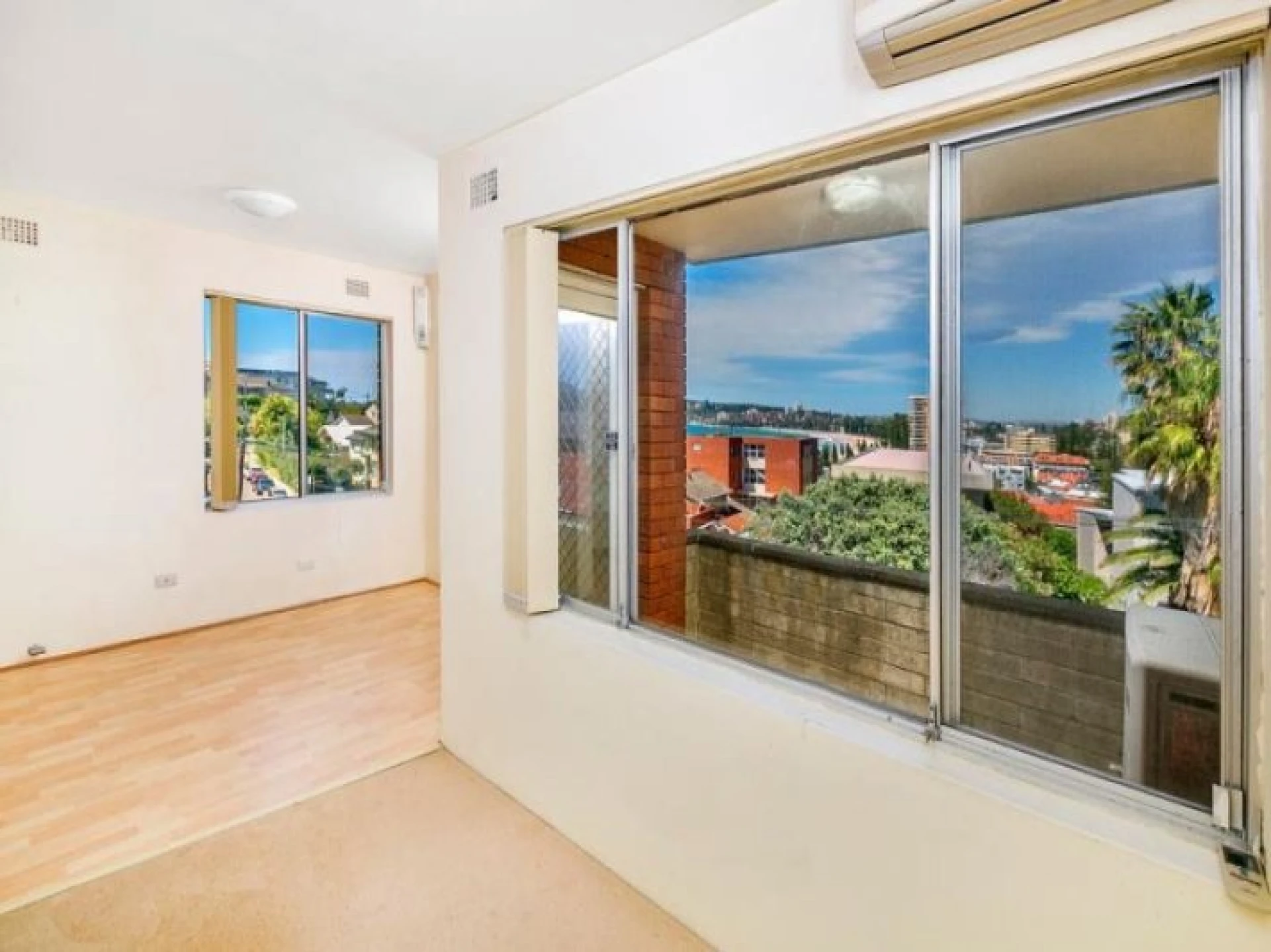 5 / 55 Queenscliff Road :-), QUEENSCLIFF NSW 2096, Queenscliff - Thumbnail 2
