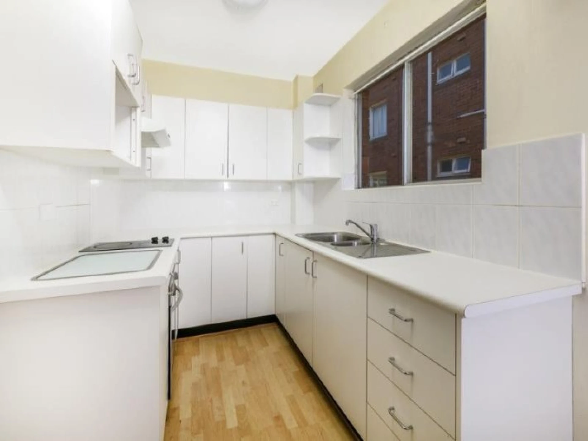 5 / 55 Queenscliff Road :-), QUEENSCLIFF NSW 2096, Queenscliff - Thumbnail 4
