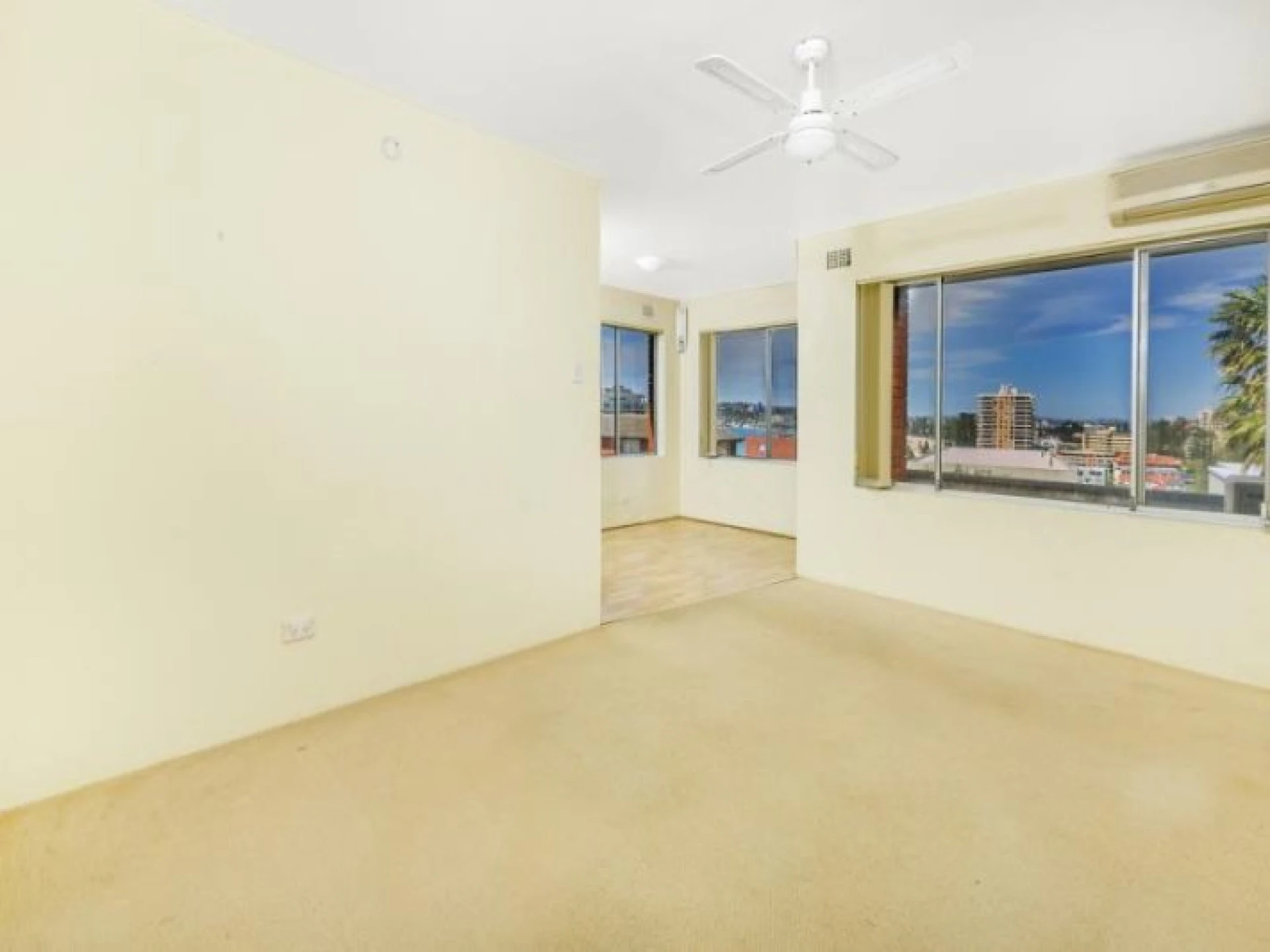 5 / 55 Queenscliff Road :-), QUEENSCLIFF NSW 2096, Queenscliff - Thumbnail 5