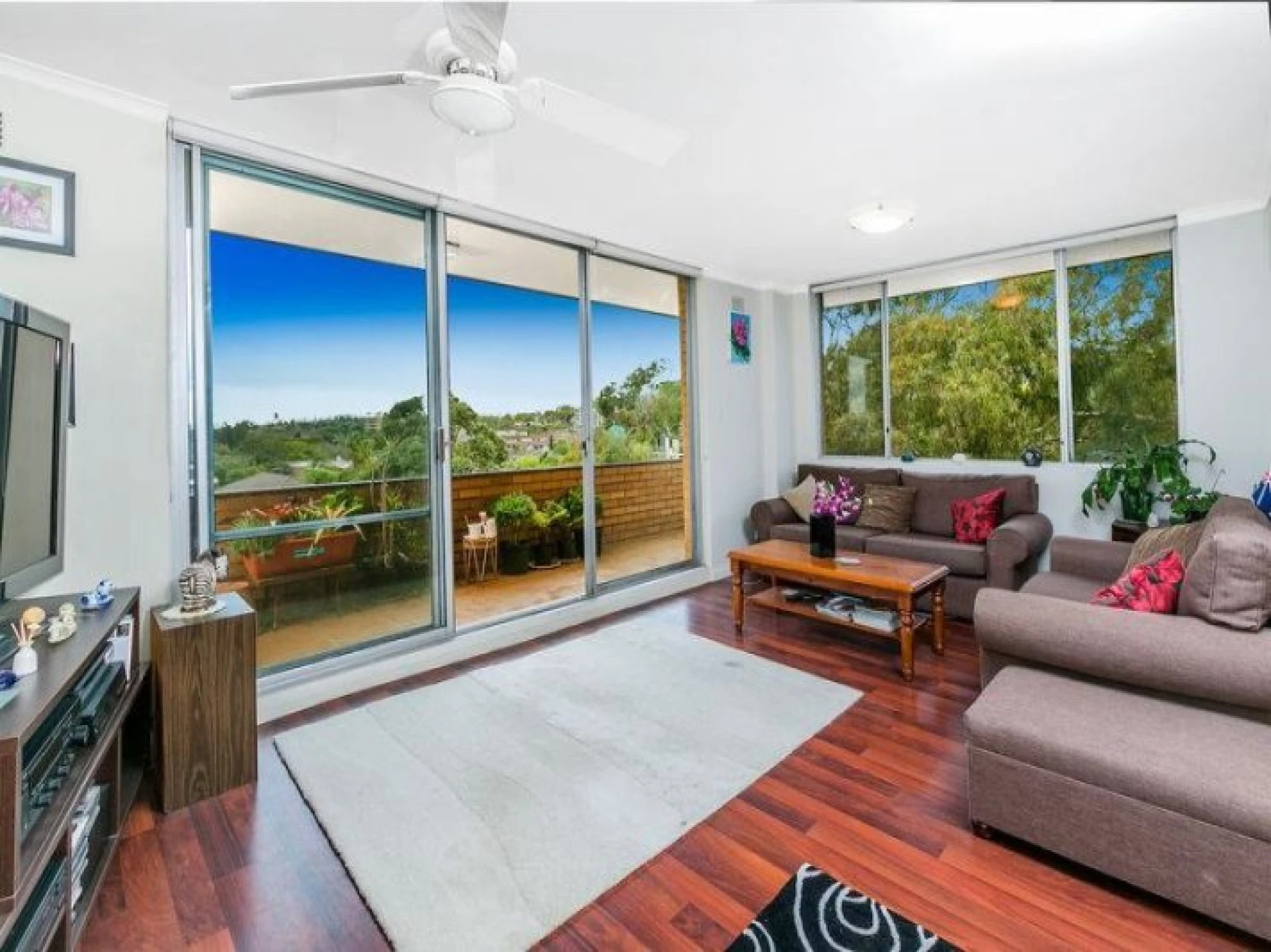 12 / 5 Kingsway, Dee Why NSW 2099, Dee Why - Thumbnail 2
