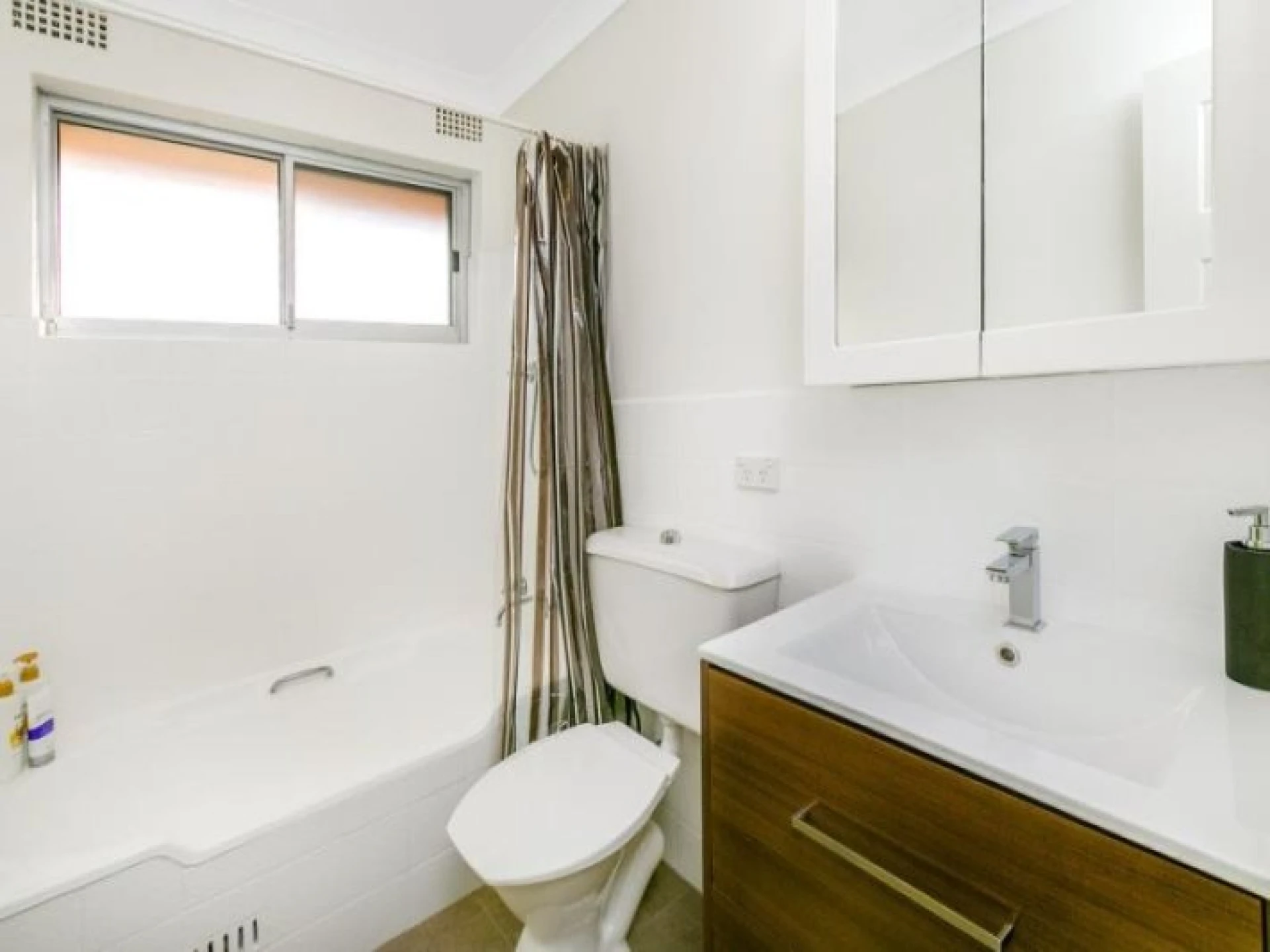 12 / 105 Howard Avenue :-), DEE WHY NSW 2099, Dee Why - Thumbnail 4
