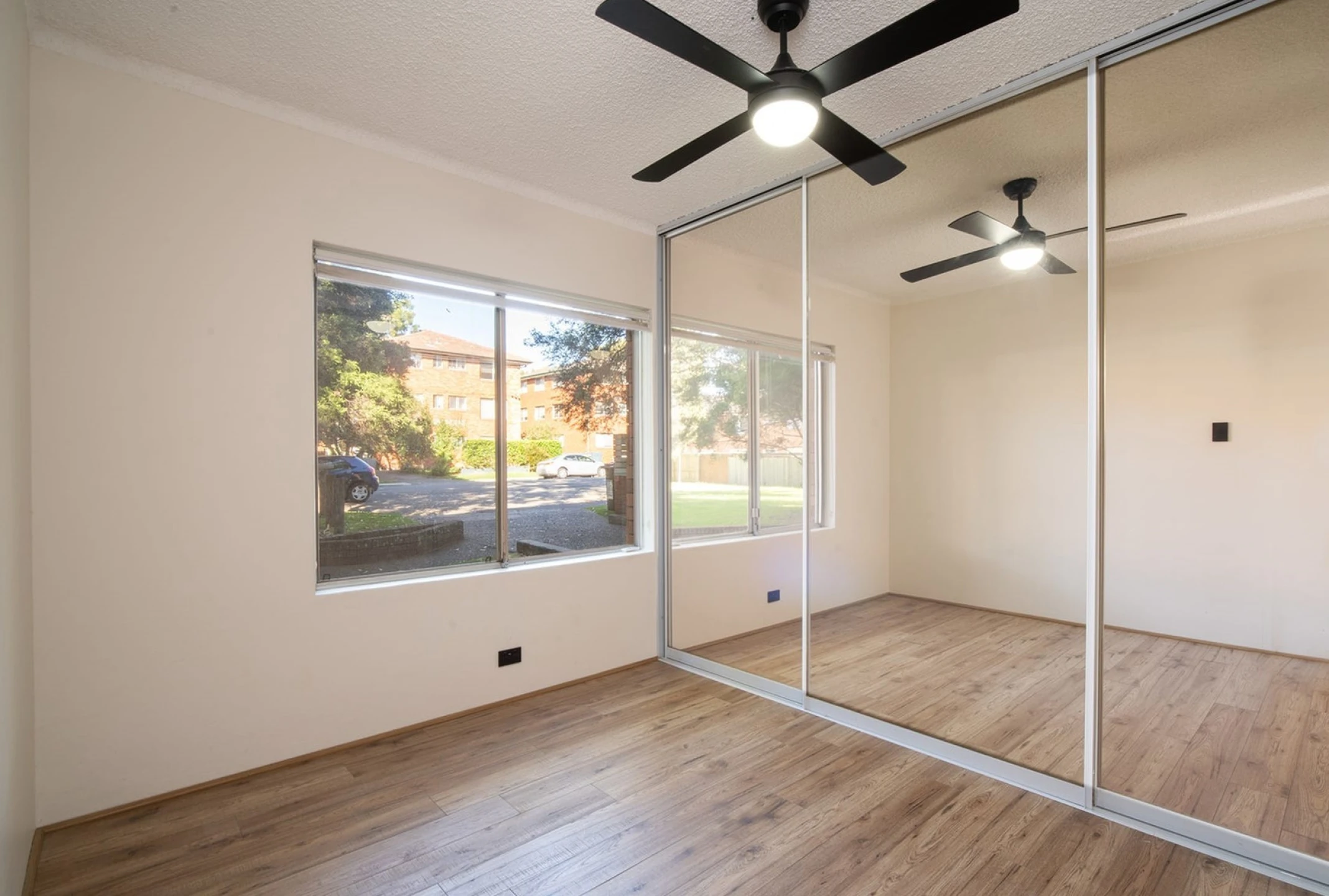 1 / 10 Ilikai Place, Dee Why NSW 2099, Dee Why - Thumbnail 5