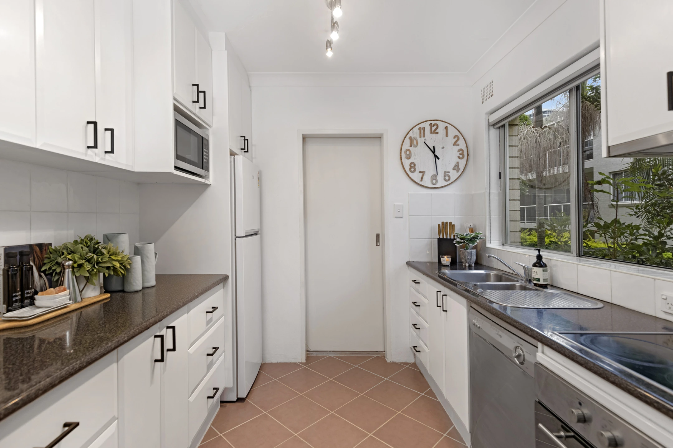 3 / 10 Wetherill Street, Narrabeen NSW 2101, Narrabeen - Thumbnail 5
