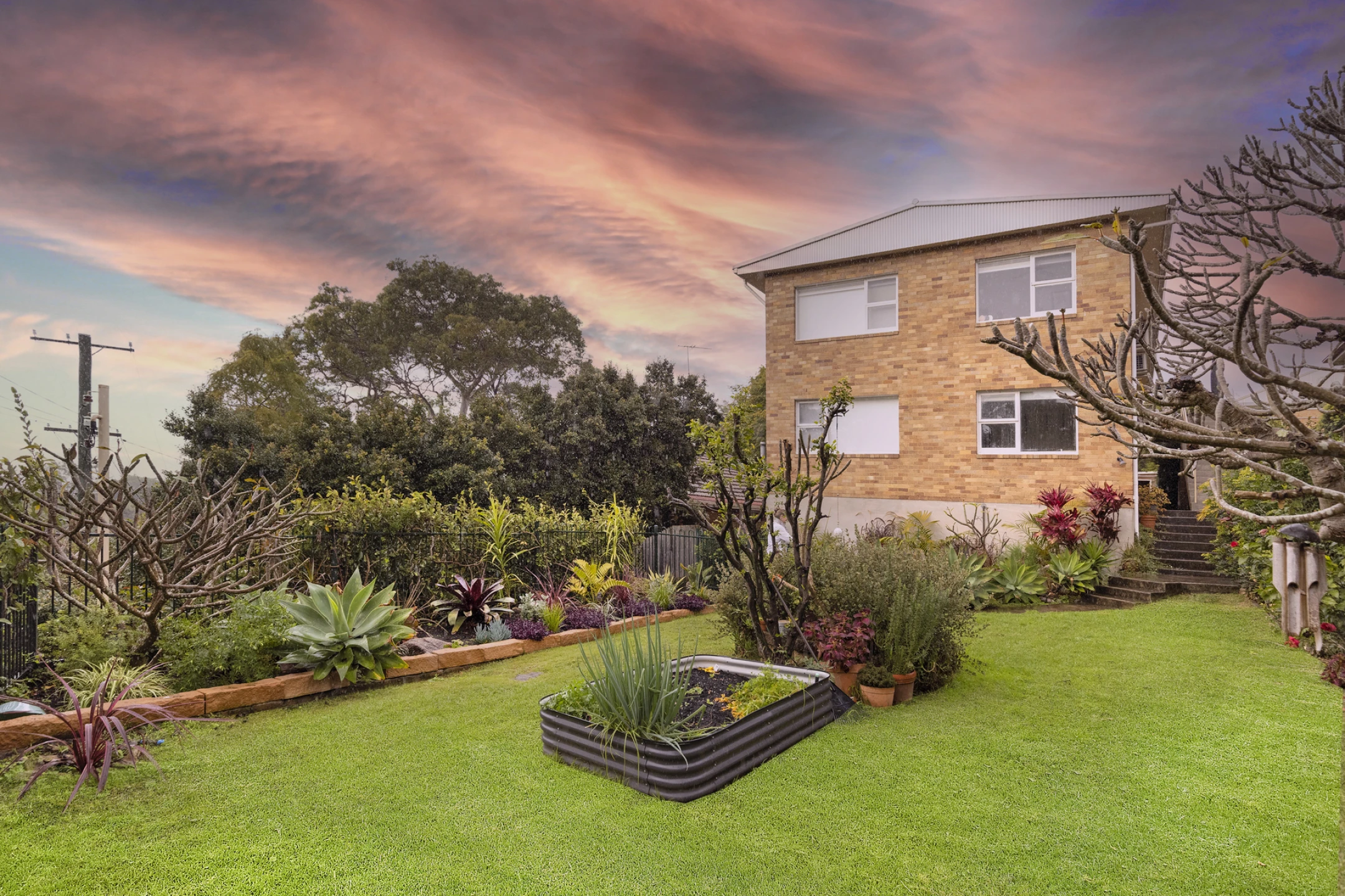 2 / 96 Brighton Street, Freshwater NSW 2096, Freshwater - Thumbnail 2