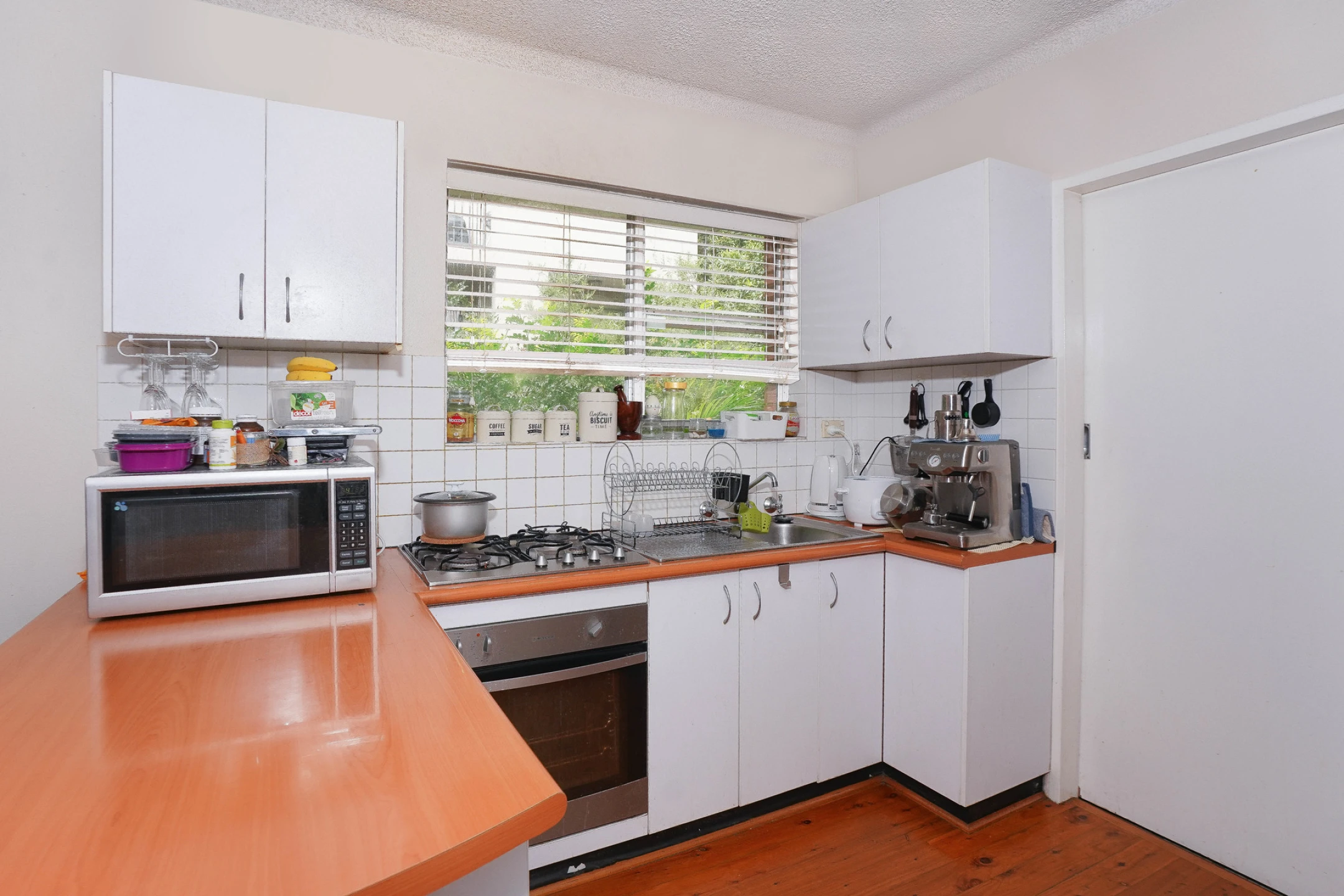 2 / 9 Sturdee Parade, Dee Why NSW 2099, Dee Why - Thumbnail 4