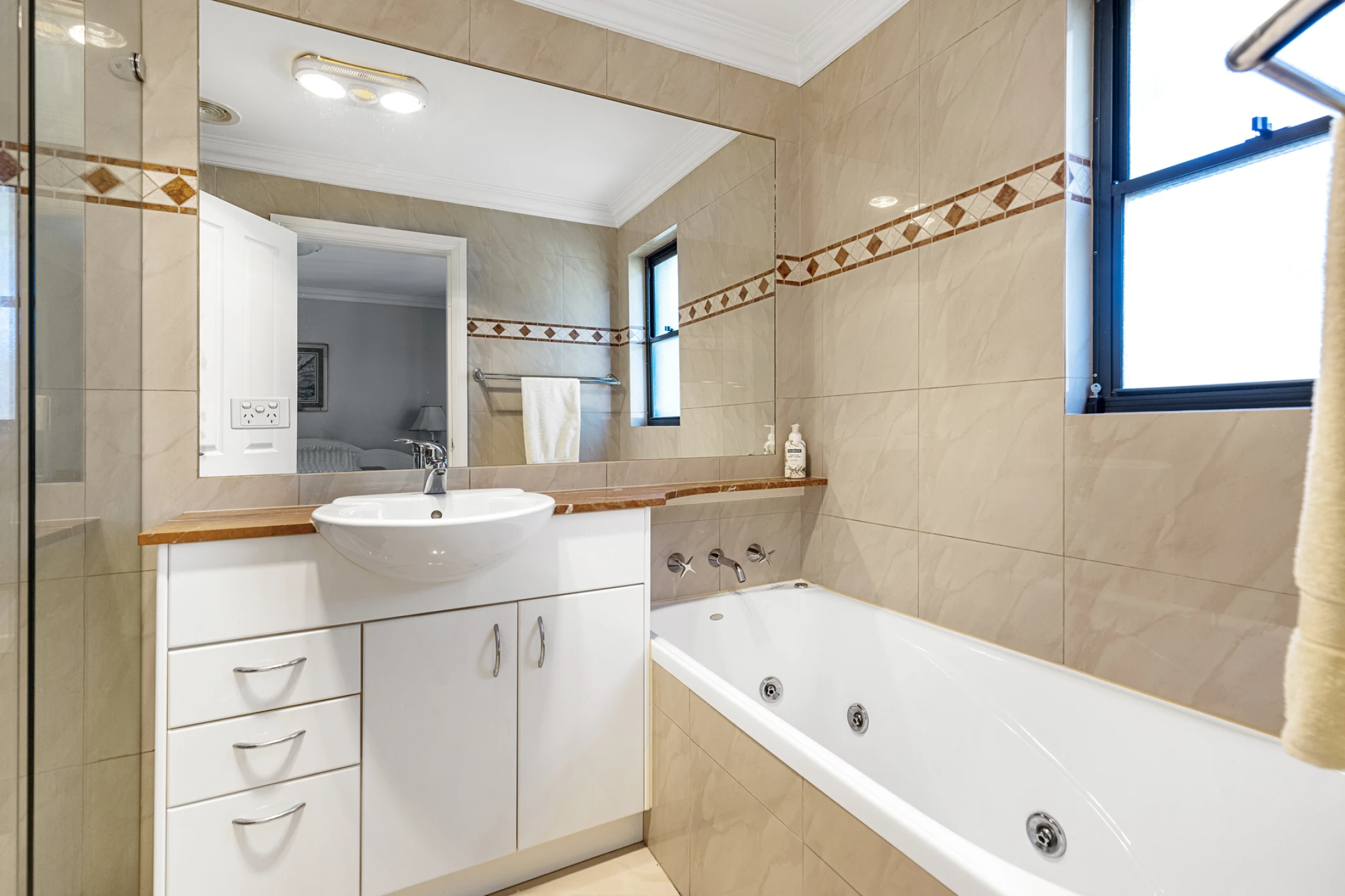 11 / 17 Boronia Street, Dee Why NSW 2099, Dee Why - Thumbnail 3